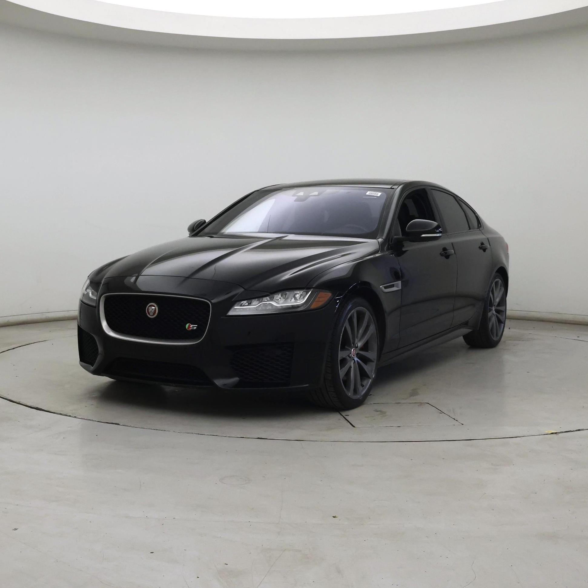 Thumbnail: 2016 Jaguar XF - 4