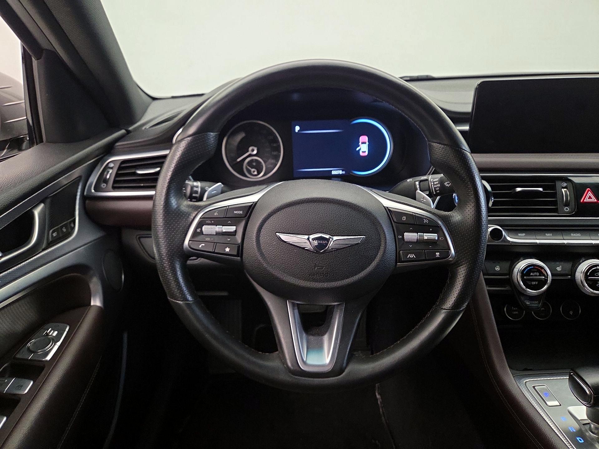 Thumbnail: 2022 Genesis G70 - 10