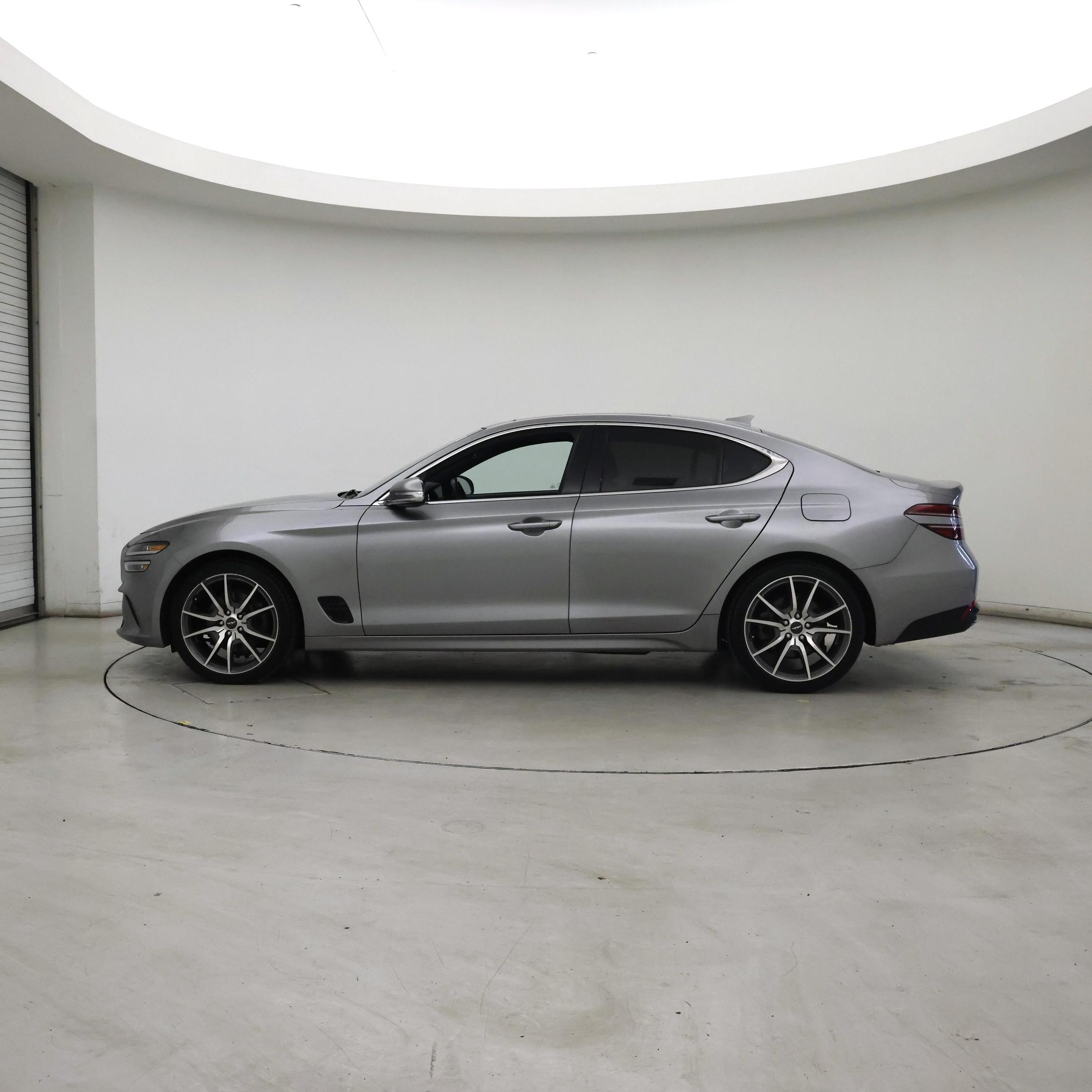 Thumbnail: 2022 Genesis G70 - 3