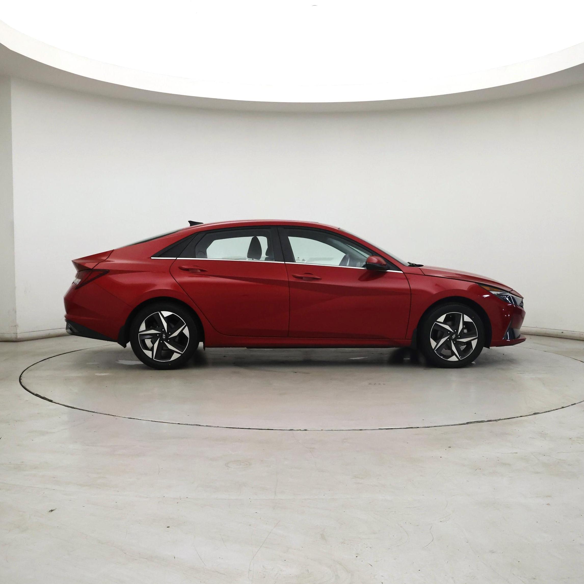 Thumbnail: 2022 Hyundai Elantra - 7