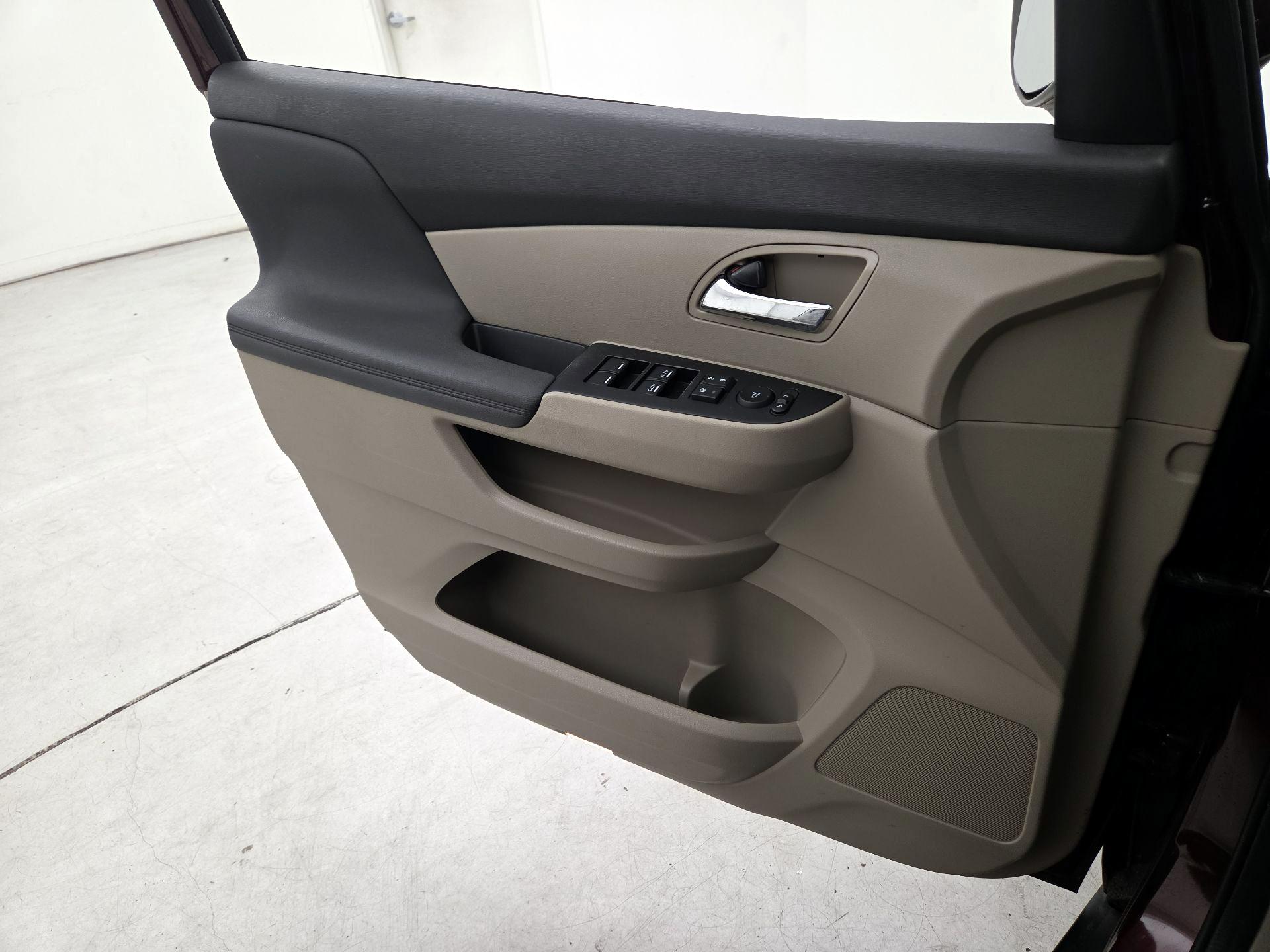 Thumbnail: 2015 Honda Odyssey - 12