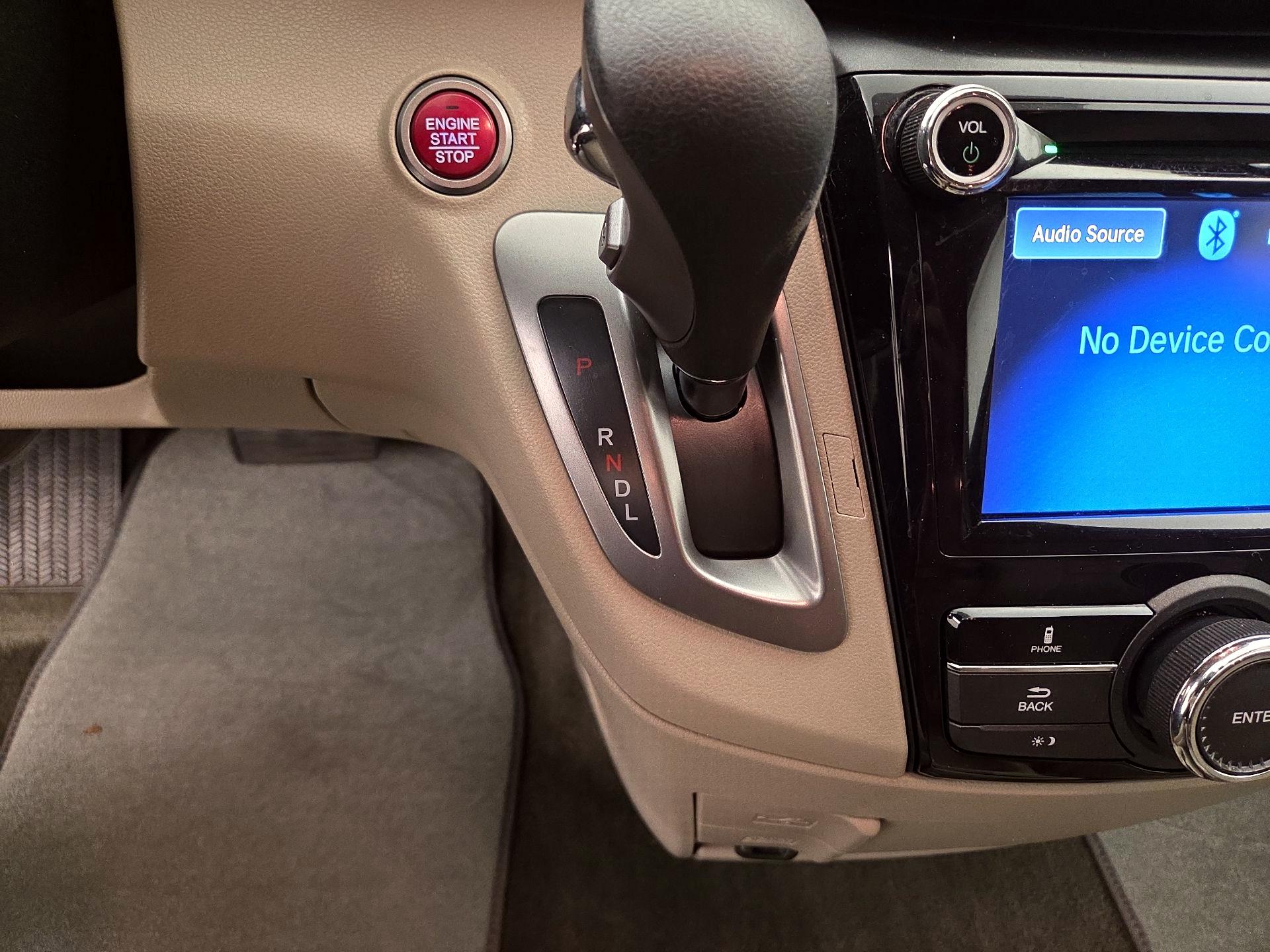 Thumbnail: 2015 Honda Odyssey - 17