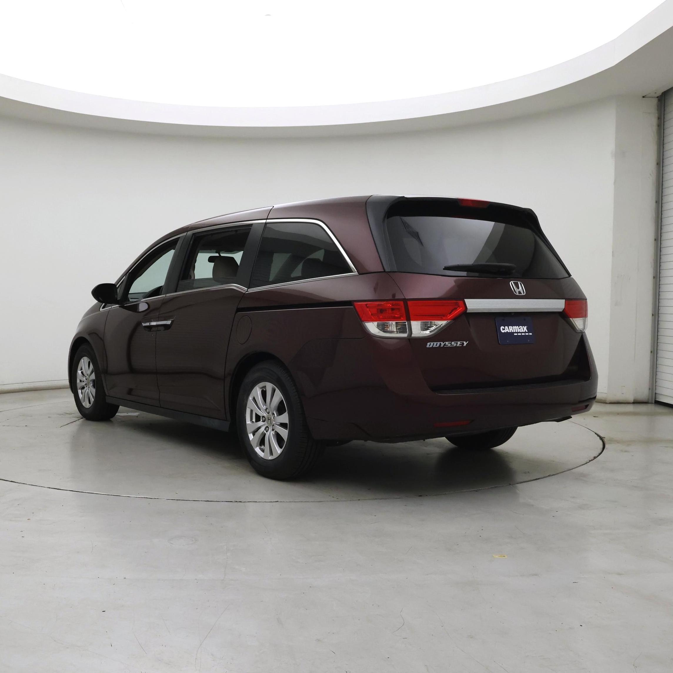 Thumbnail: 2015 Honda Odyssey - 2