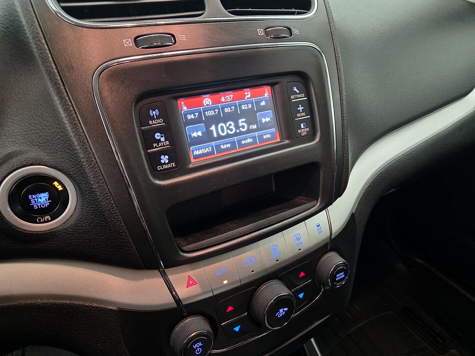 Thumbnail: 2018 Dodge Journey - 14