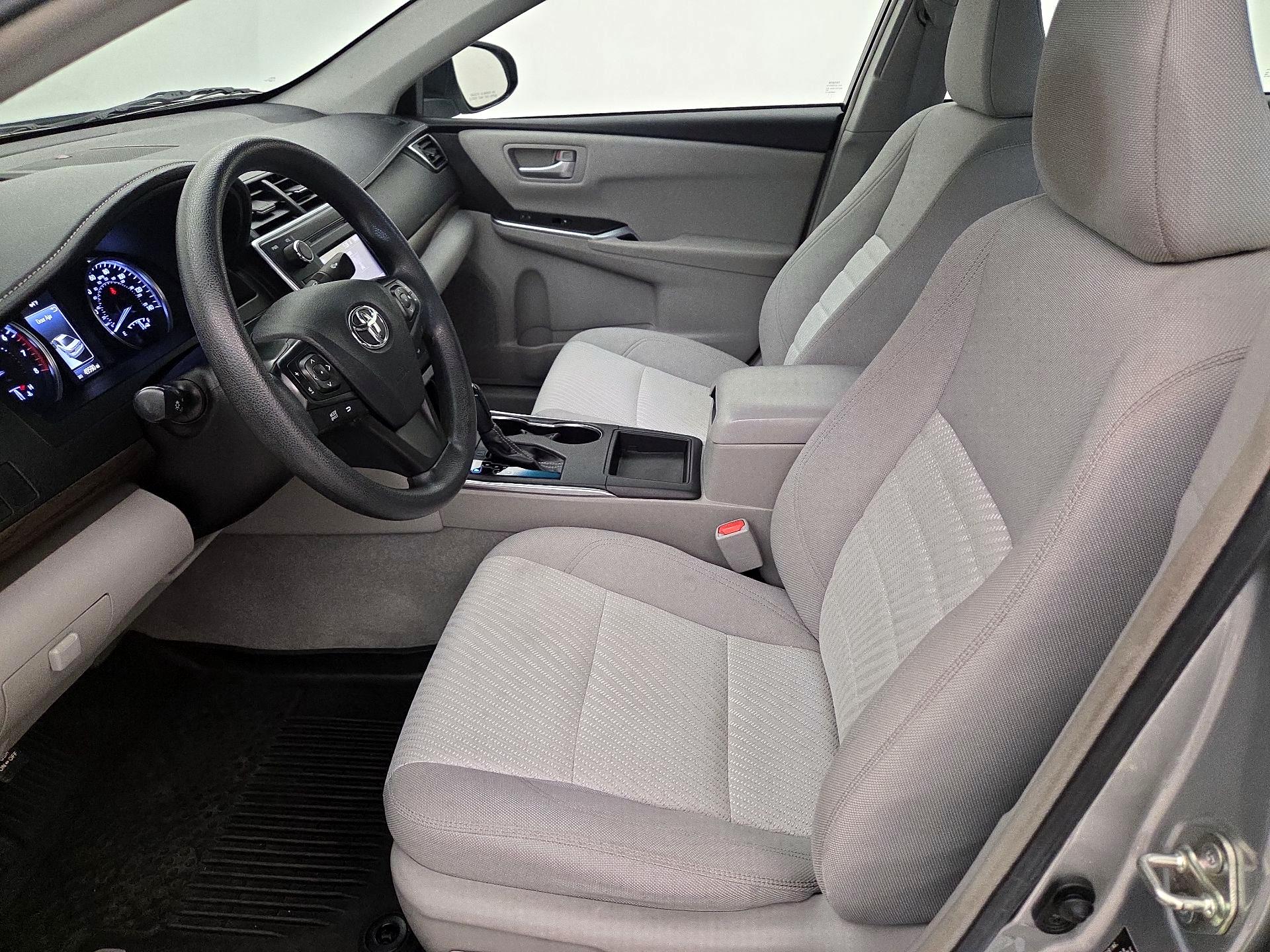 Thumbnail: 2017 Toyota Camry - 11