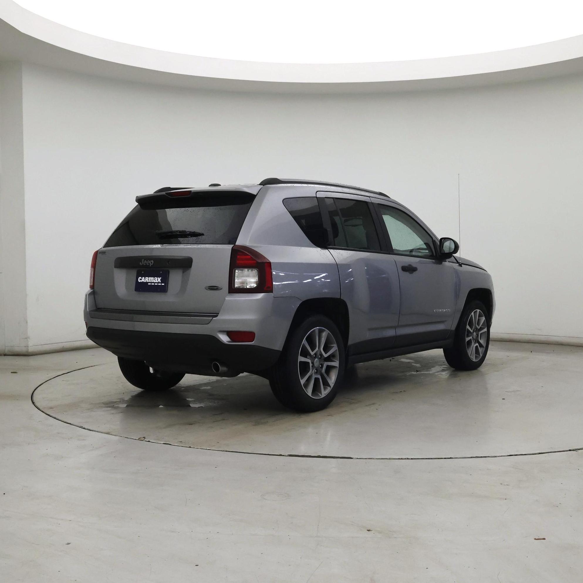 Thumbnail: 2017 Jeep Compass - 8