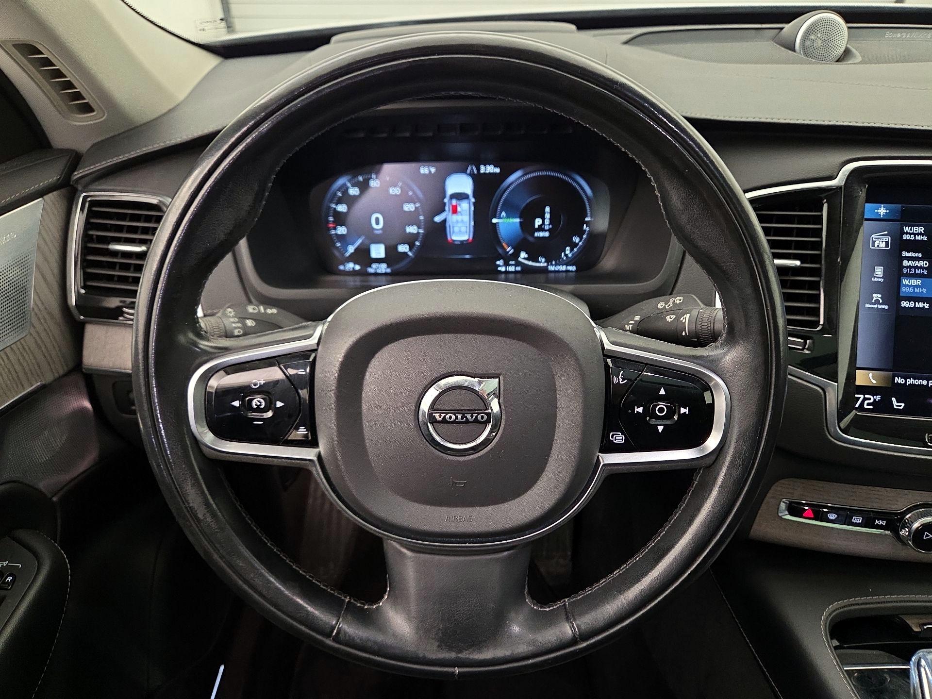 Thumbnail: 2021 Volvo XC90 - 10