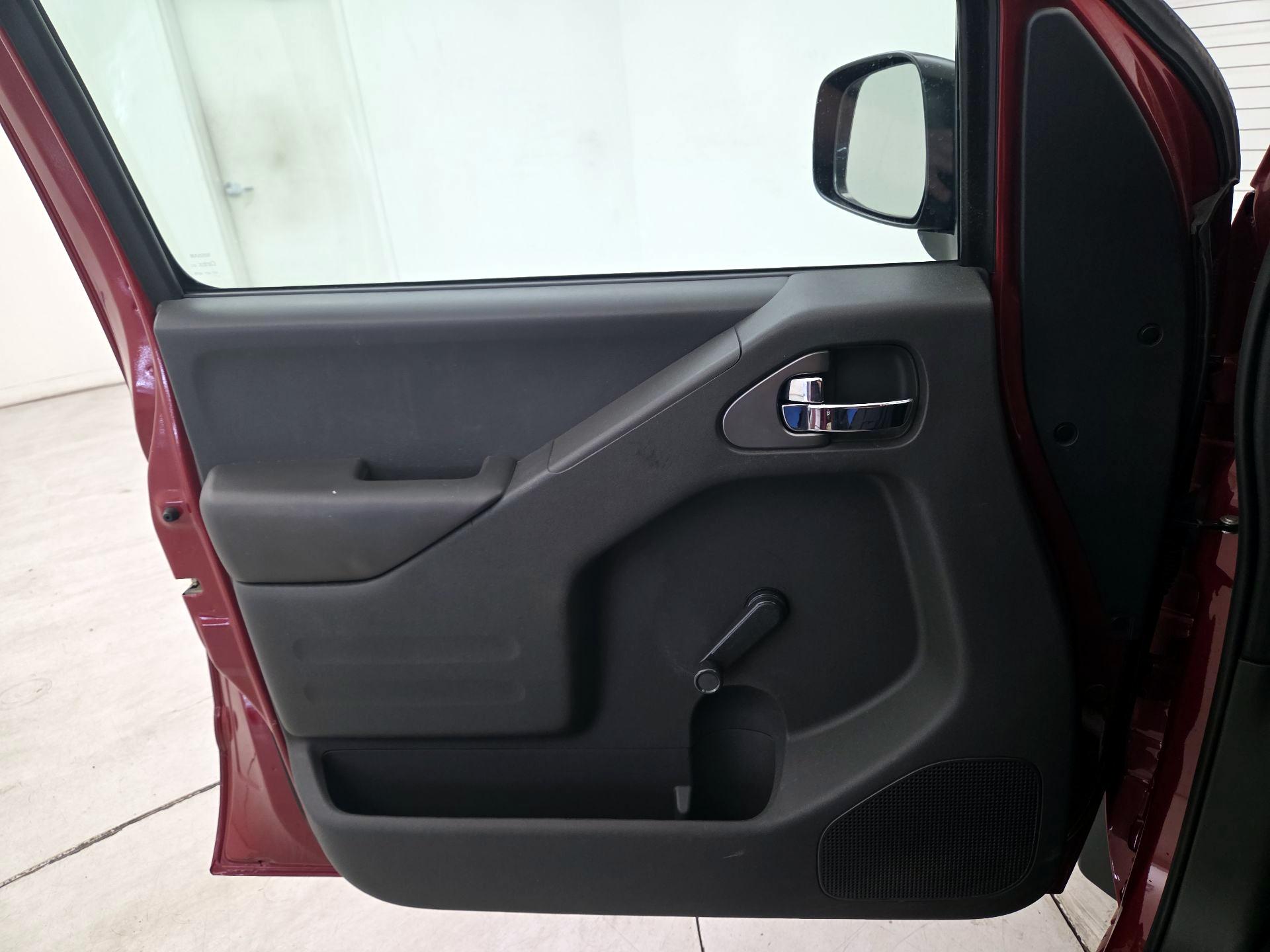 Thumbnail: 2018 Nissan Frontier - 12