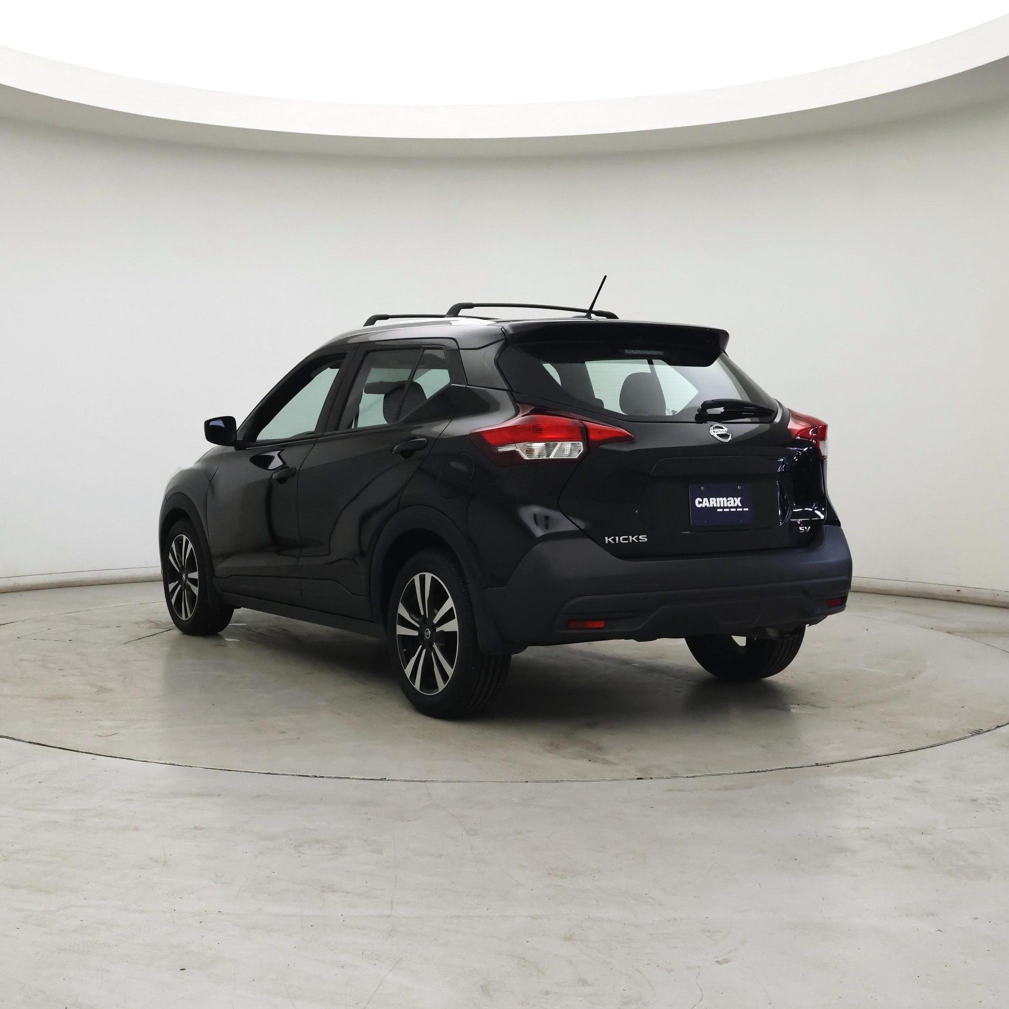 Thumbnail: 2018 Nissan Kicks - 2