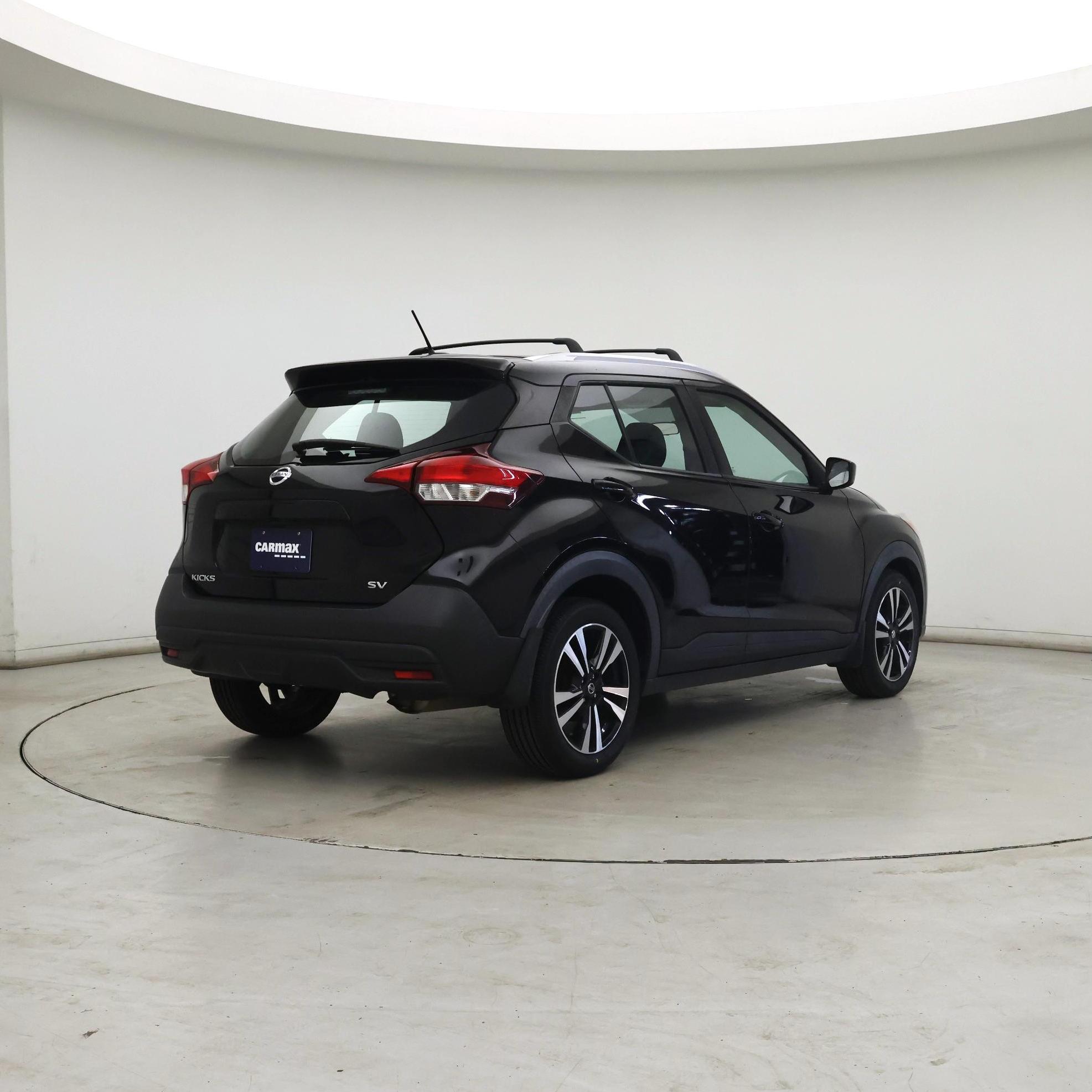 Thumbnail: 2018 Nissan Kicks - 8