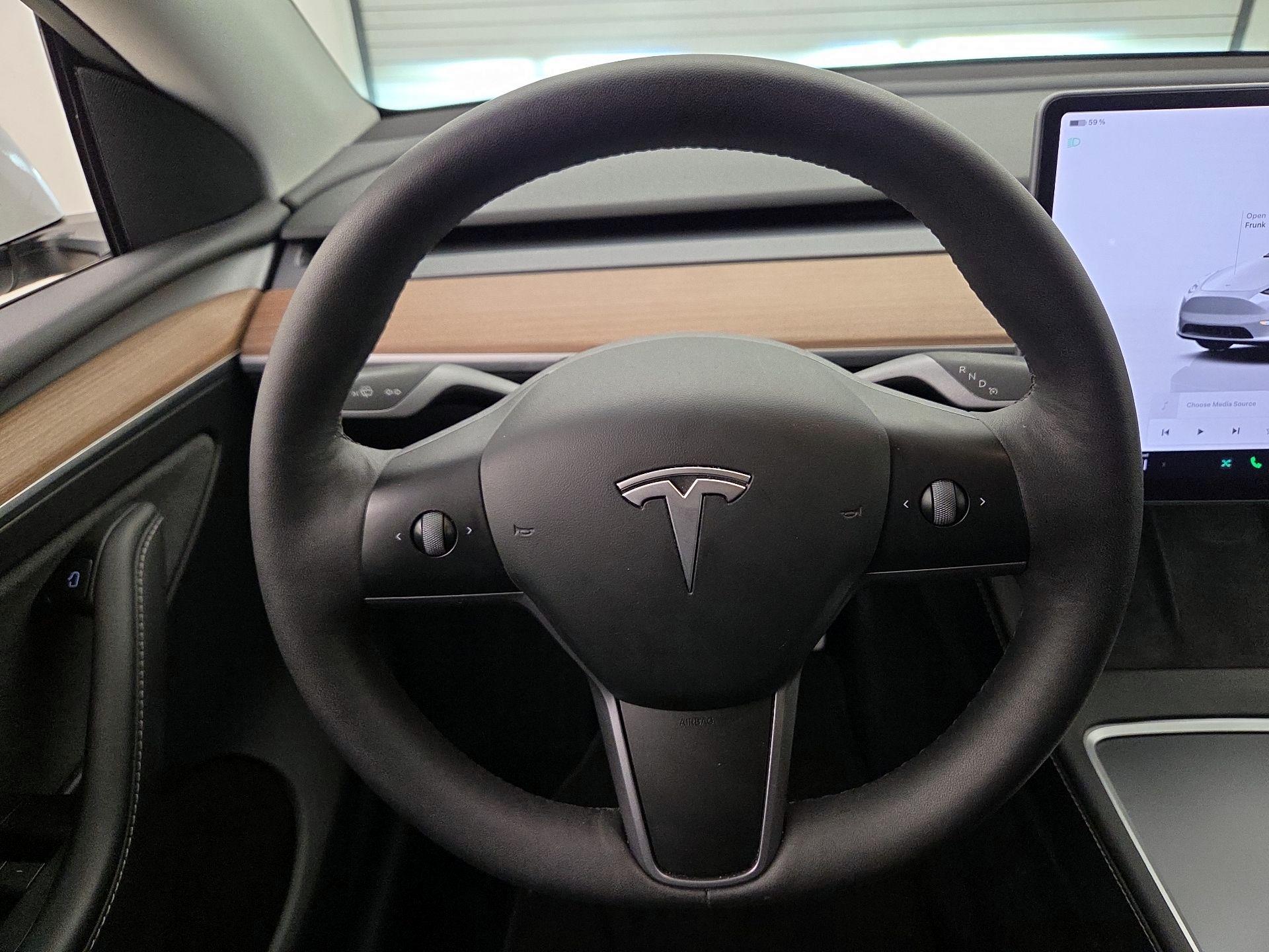 Thumbnail: 2024 Tesla Model Y - 10