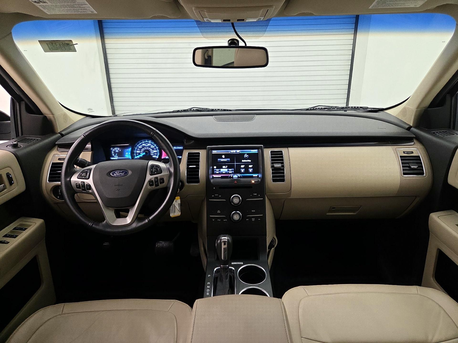 Thumbnail: 2014 Ford Flex - 9