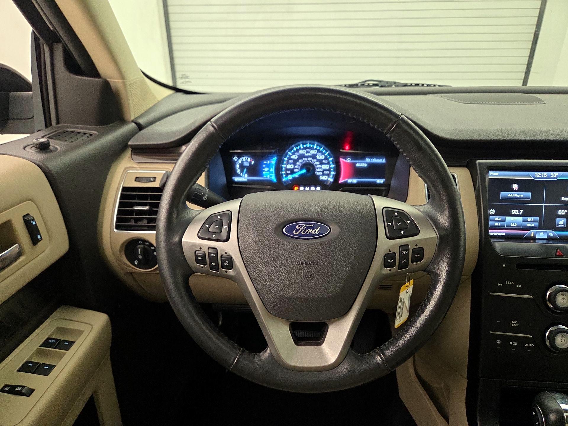 Thumbnail: 2014 Ford Flex - 10