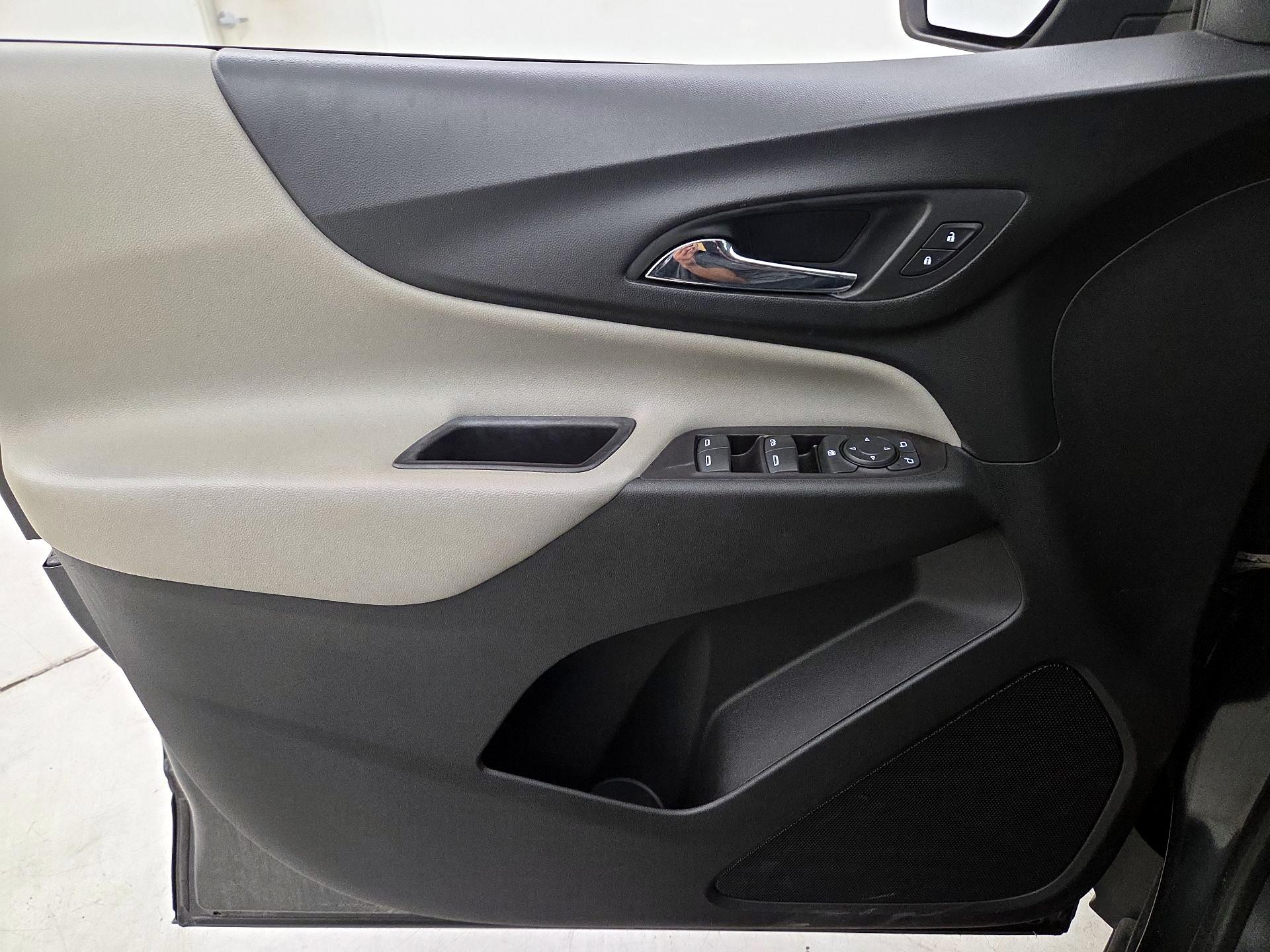 Thumbnail: 2019 Chevrolet Equinox - 12