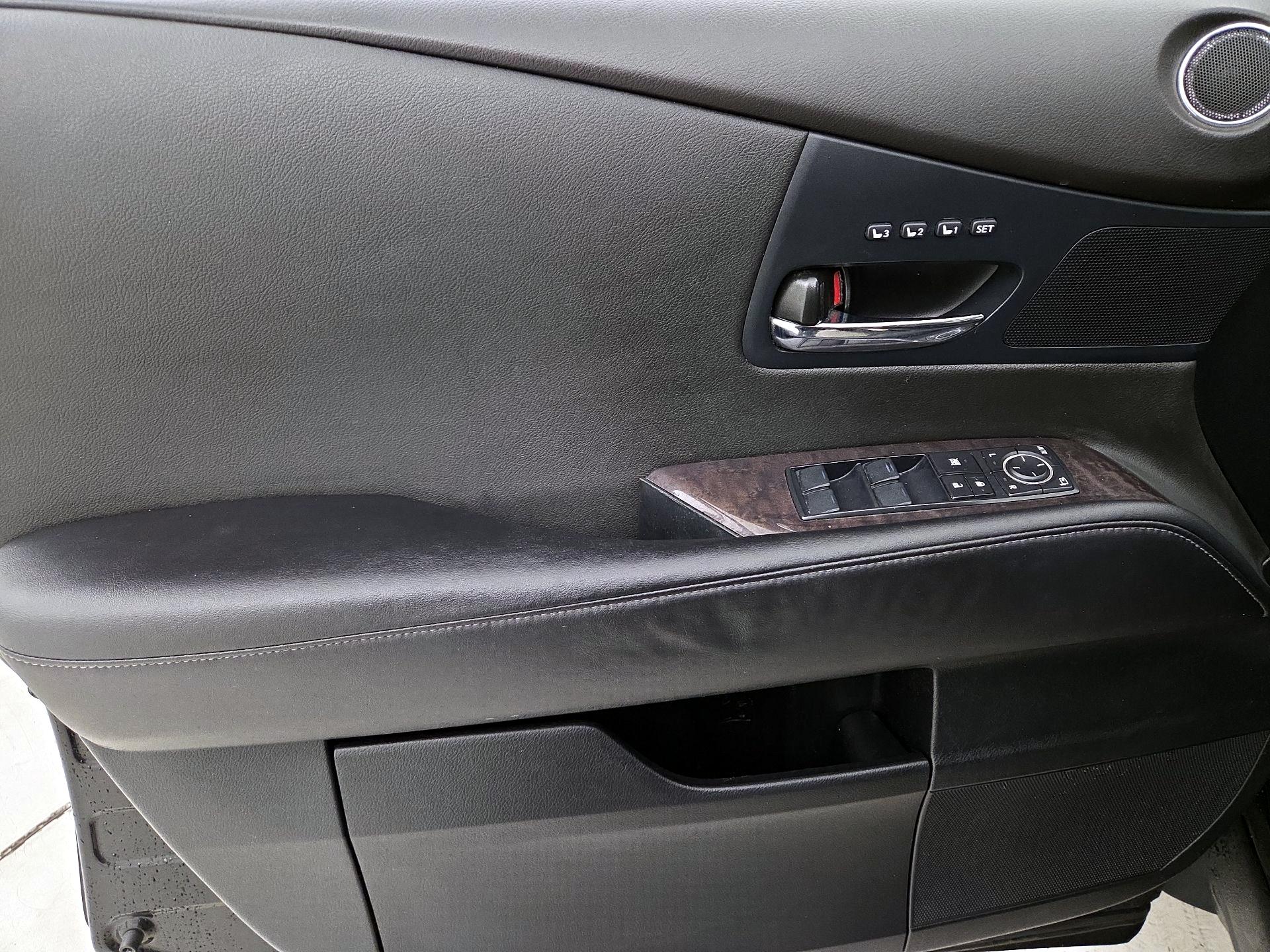 Thumbnail: 2015 Lexus RX - 12