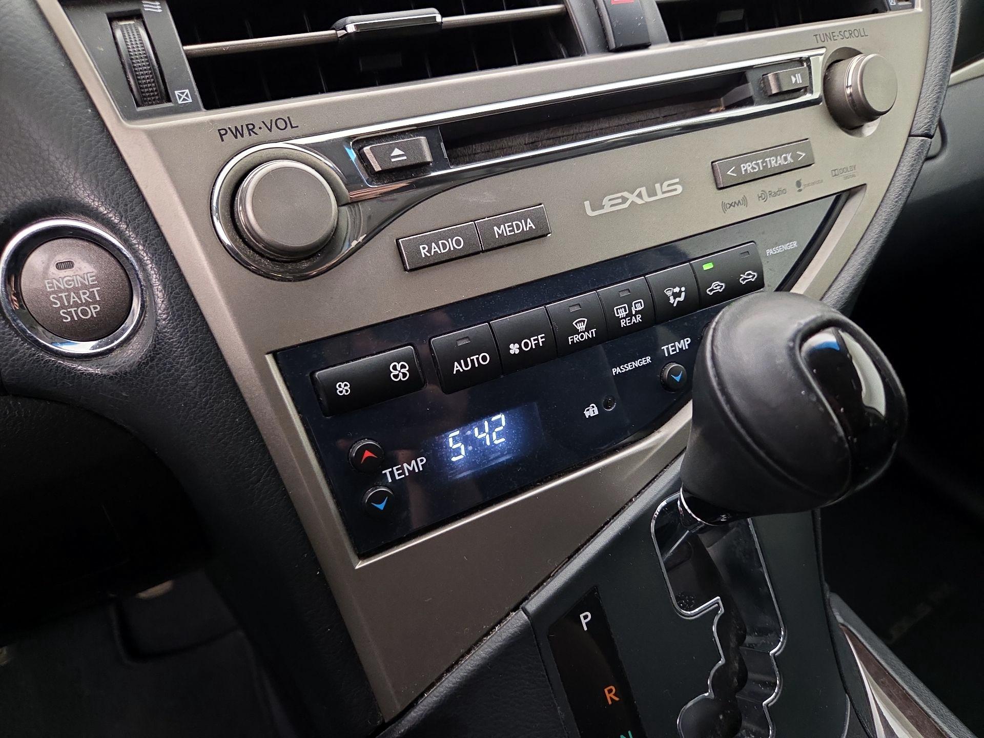 Thumbnail: 2015 Lexus RX - 16