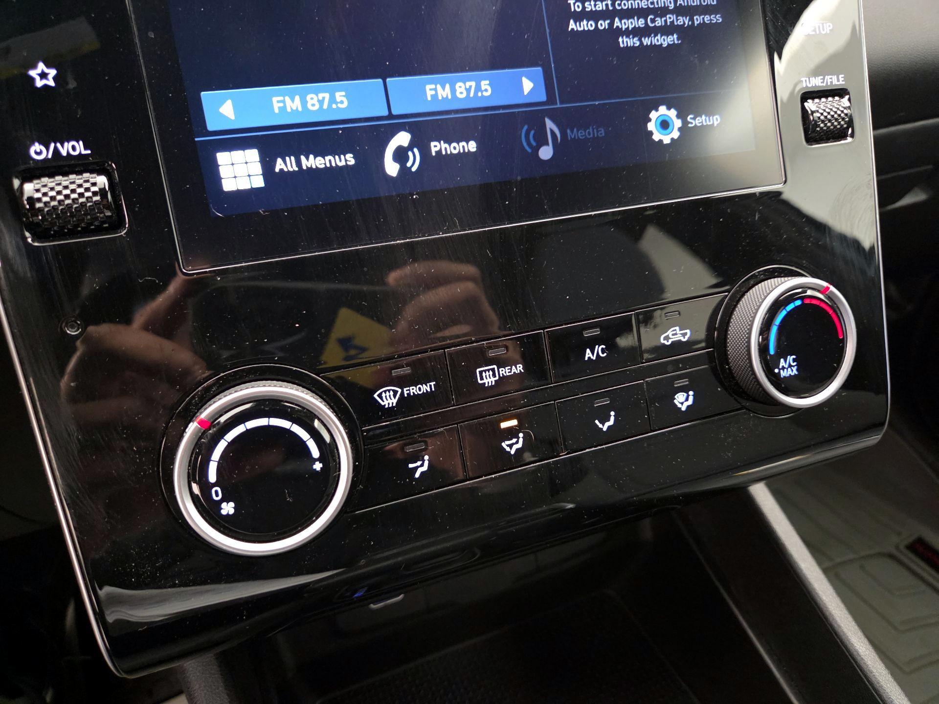 Thumbnail: 2023 Hyundai Santa Cruz - 16