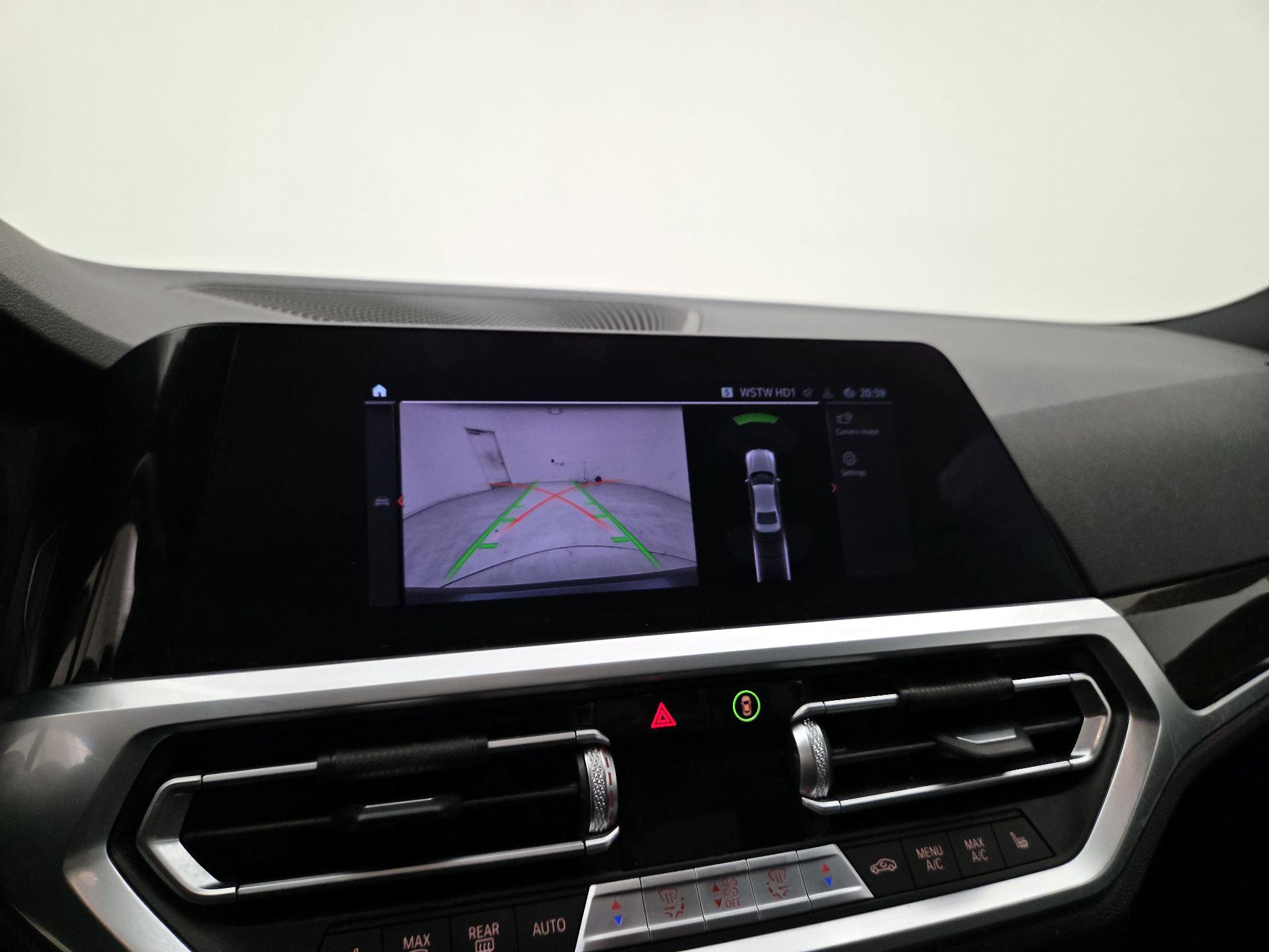 Thumbnail: 2021 BMW 3 Series - 15
