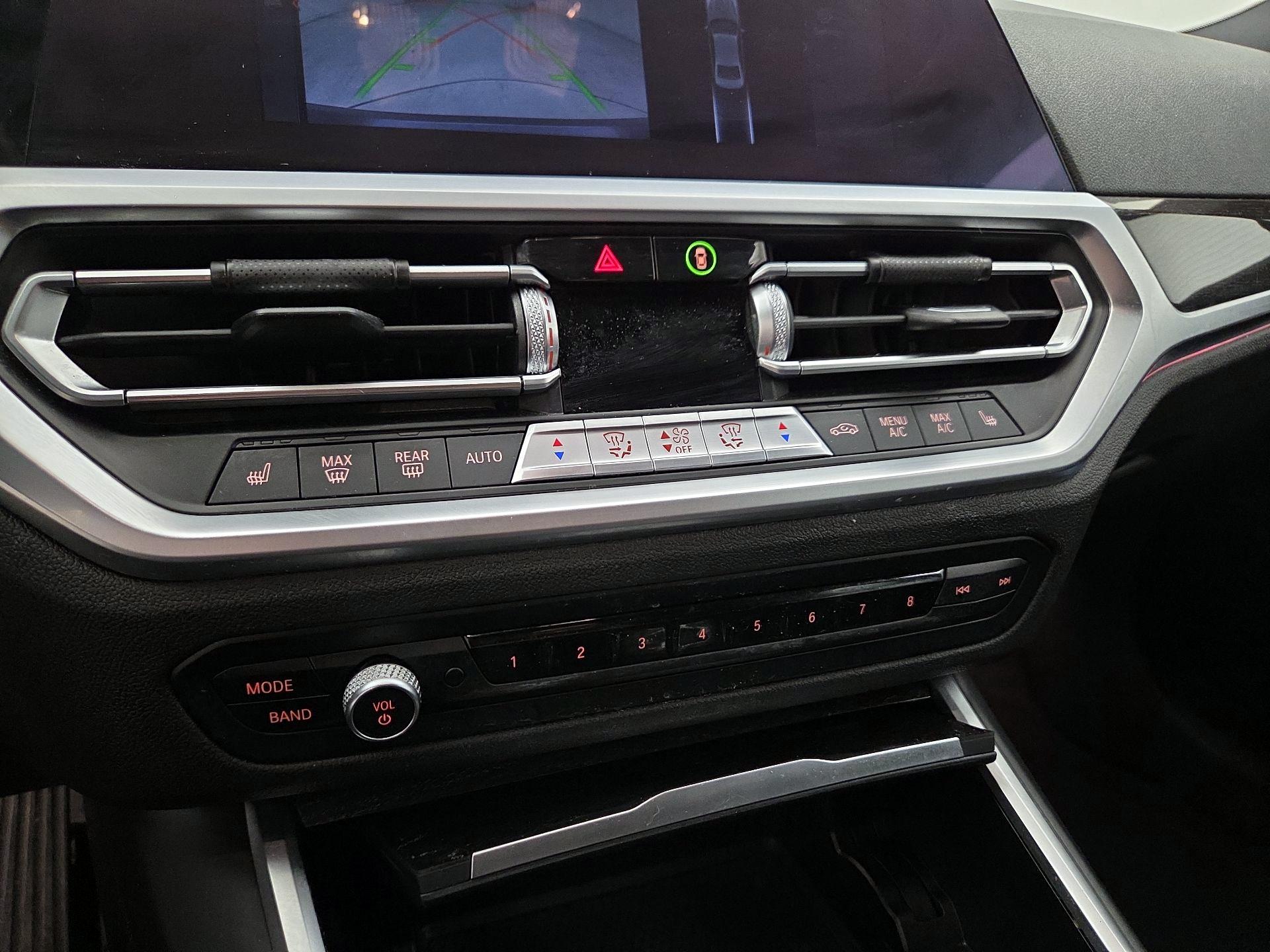 Thumbnail: 2021 BMW 3 Series - 16