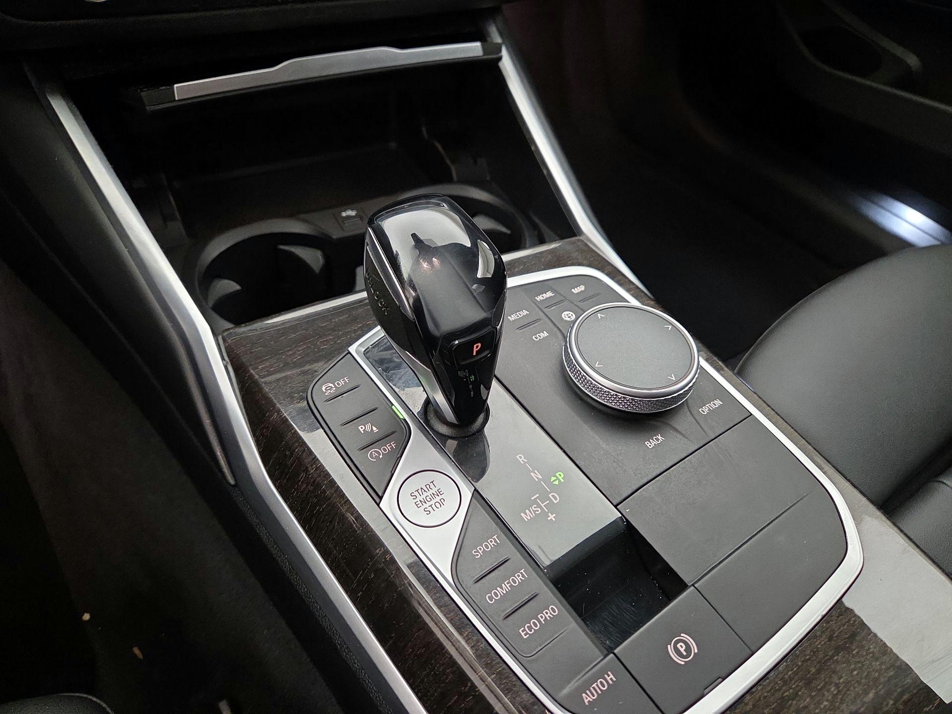 Thumbnail: 2021 BMW 3 Series - 17