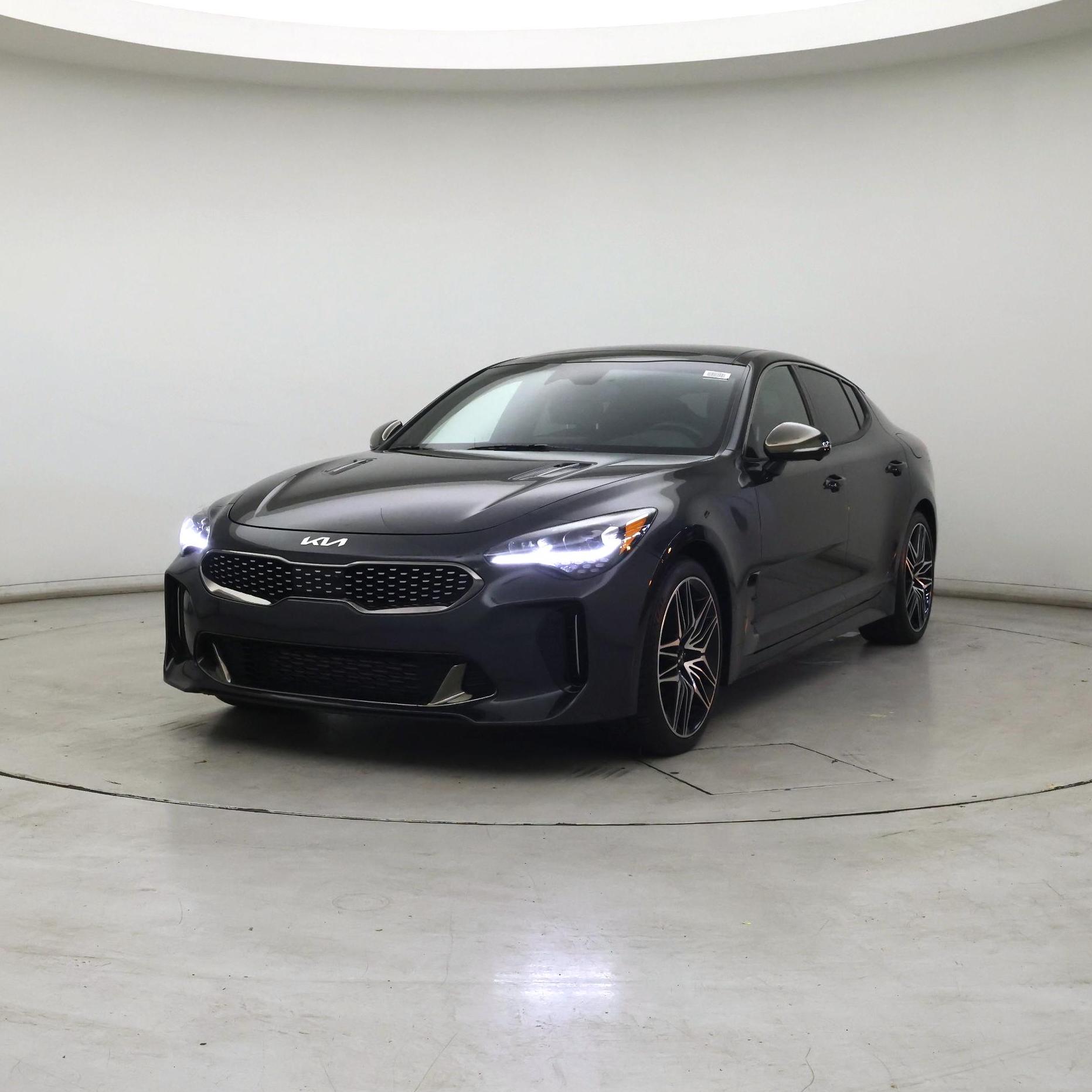 Thumbnail: 2023 Kia Stinger - 4
