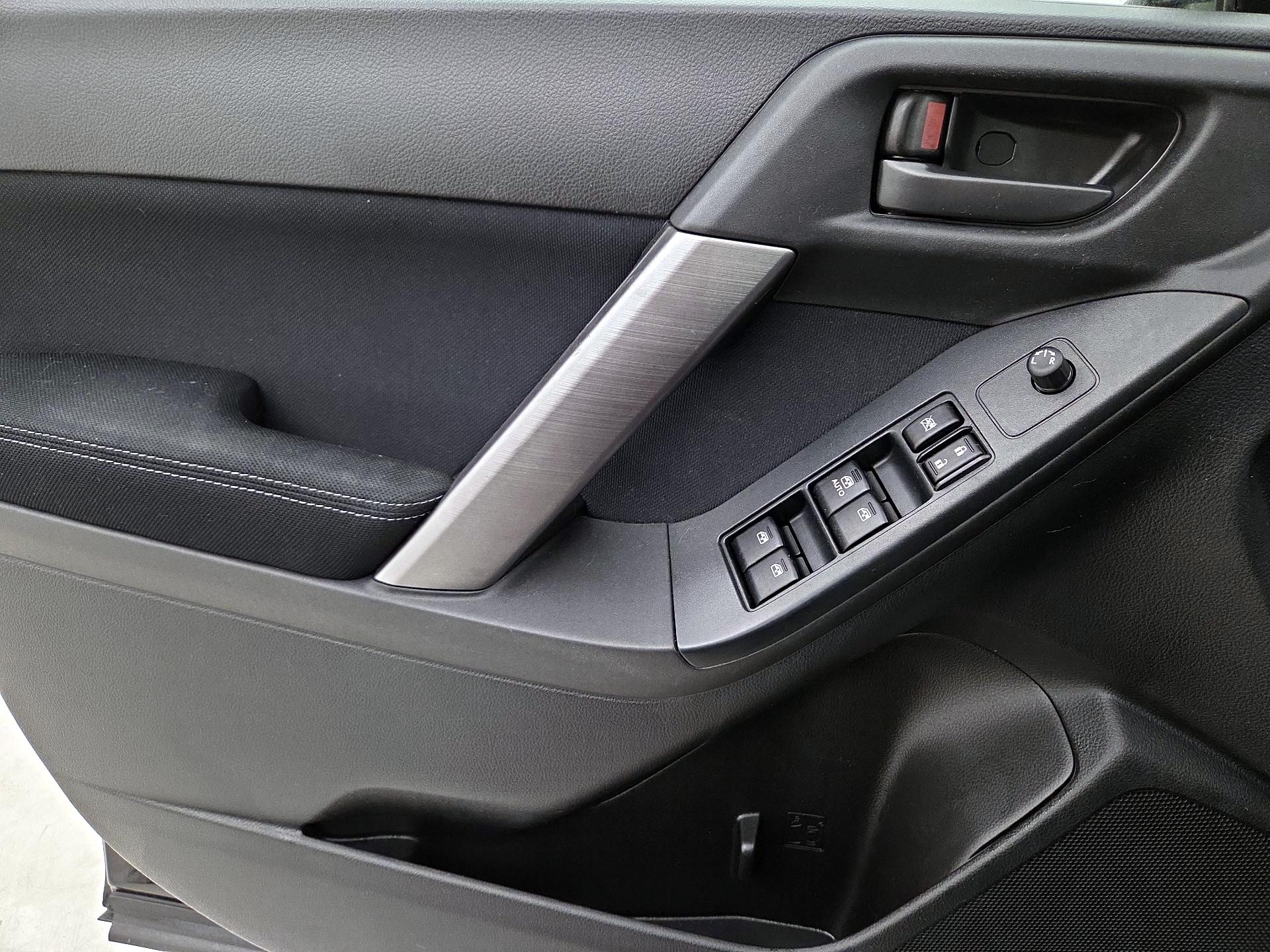 Thumbnail: 2014 Subaru Forester - 12