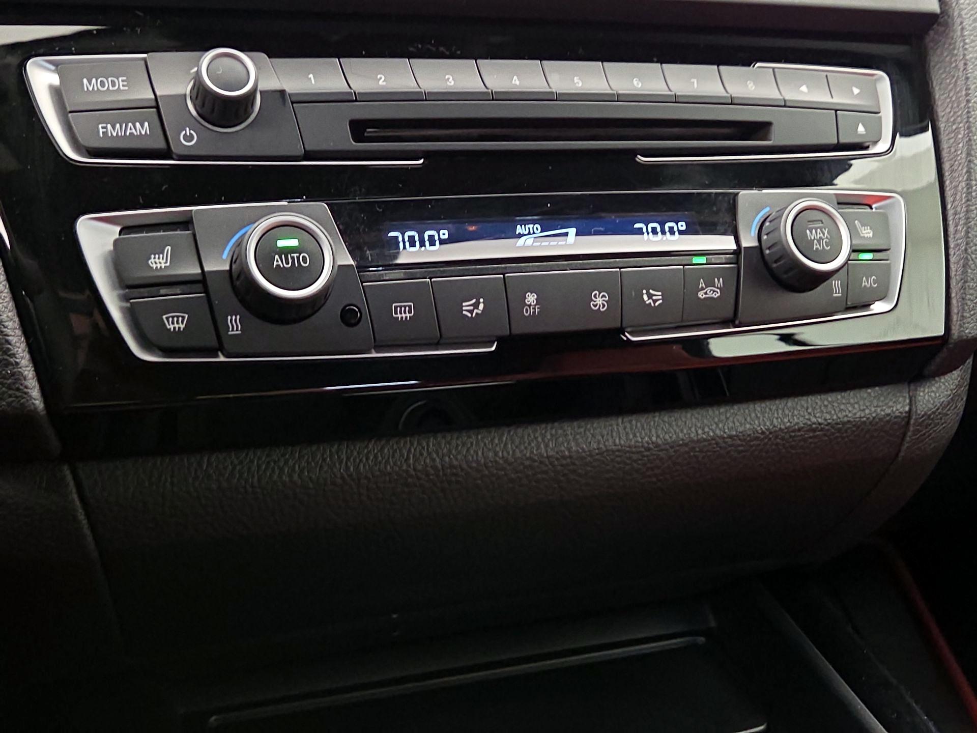 Thumbnail: 2016 BMW 2 Series - 17