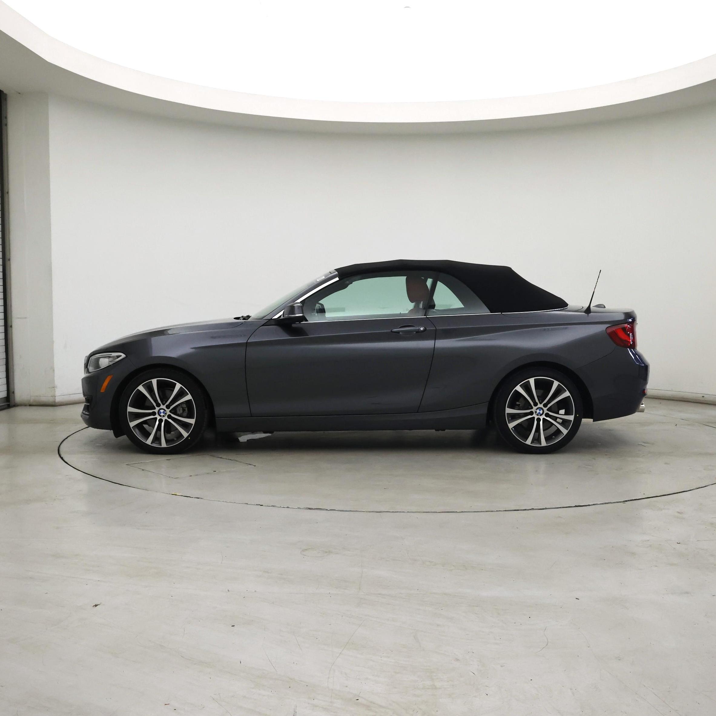 Thumbnail: 2016 BMW 2 Series - 3