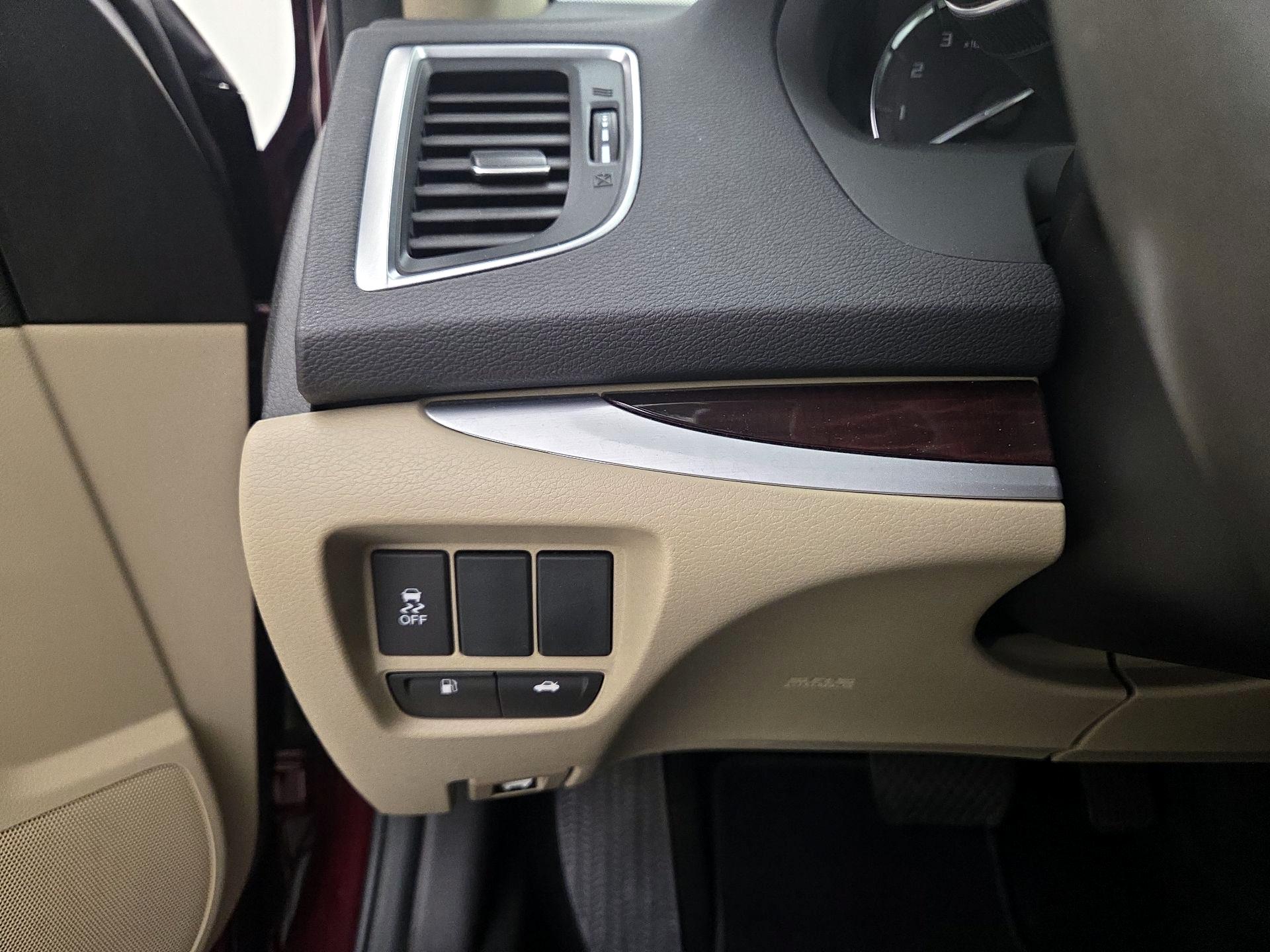 Thumbnail: 2016 Acura TLX - 13