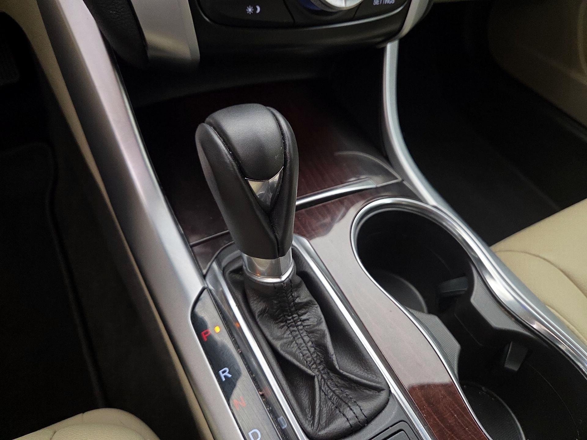 Thumbnail: 2016 Acura TLX - 17