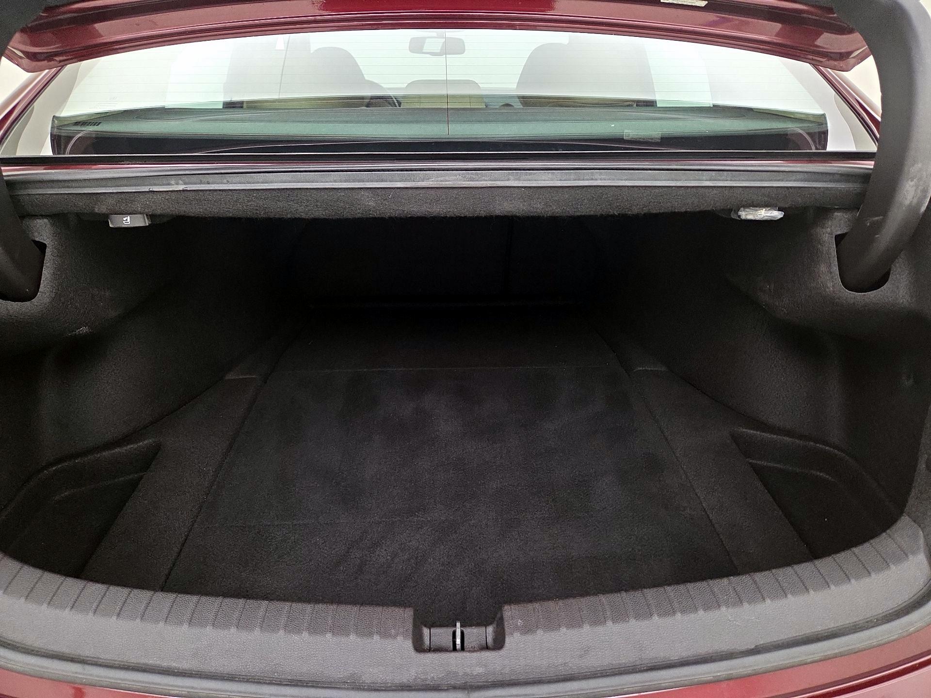 Thumbnail: 2016 Acura TLX - 19