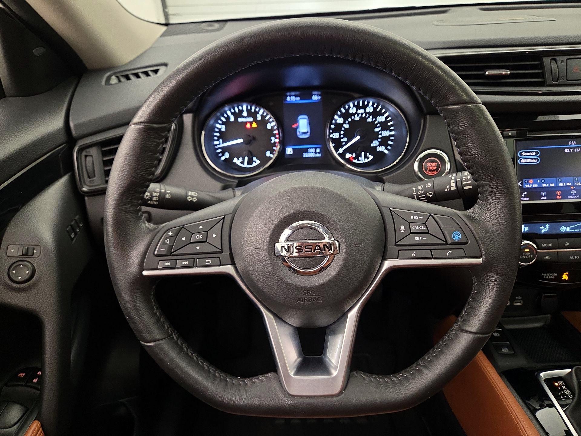 Thumbnail: 2018 Nissan Rogue - 10