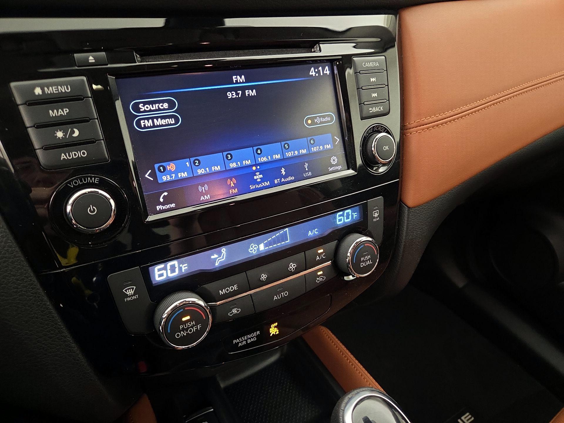 Thumbnail: 2018 Nissan Rogue - 15