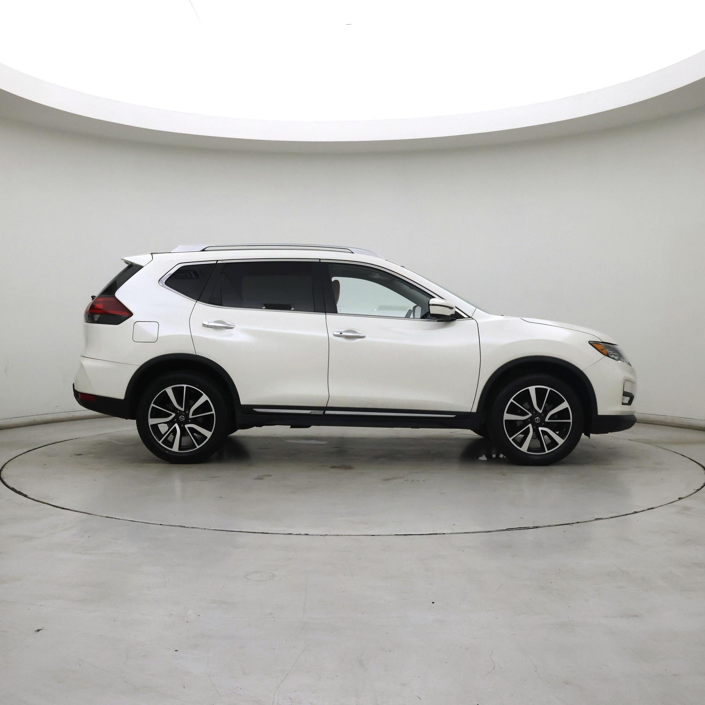 Thumbnail: 2018 Nissan Rogue - 7