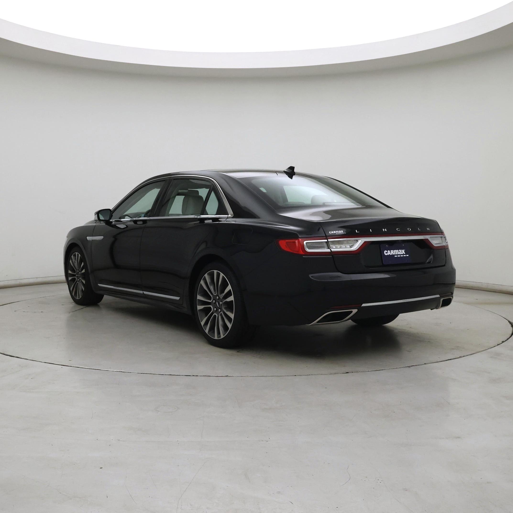 Thumbnail: 2018 Lincoln Continental - 2