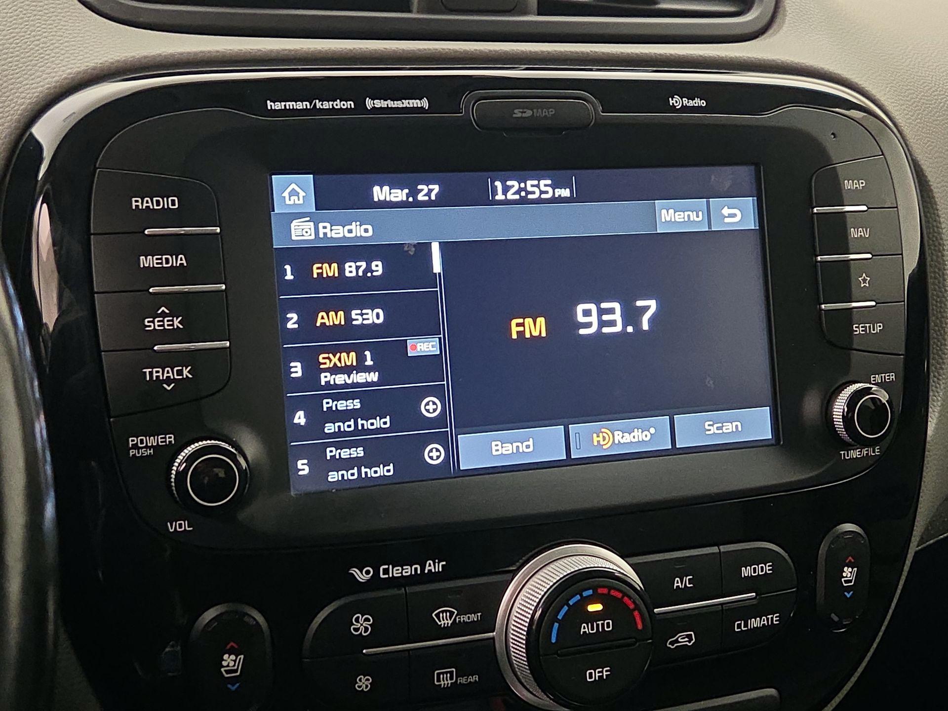 Thumbnail: 2018 Kia Soul - 16