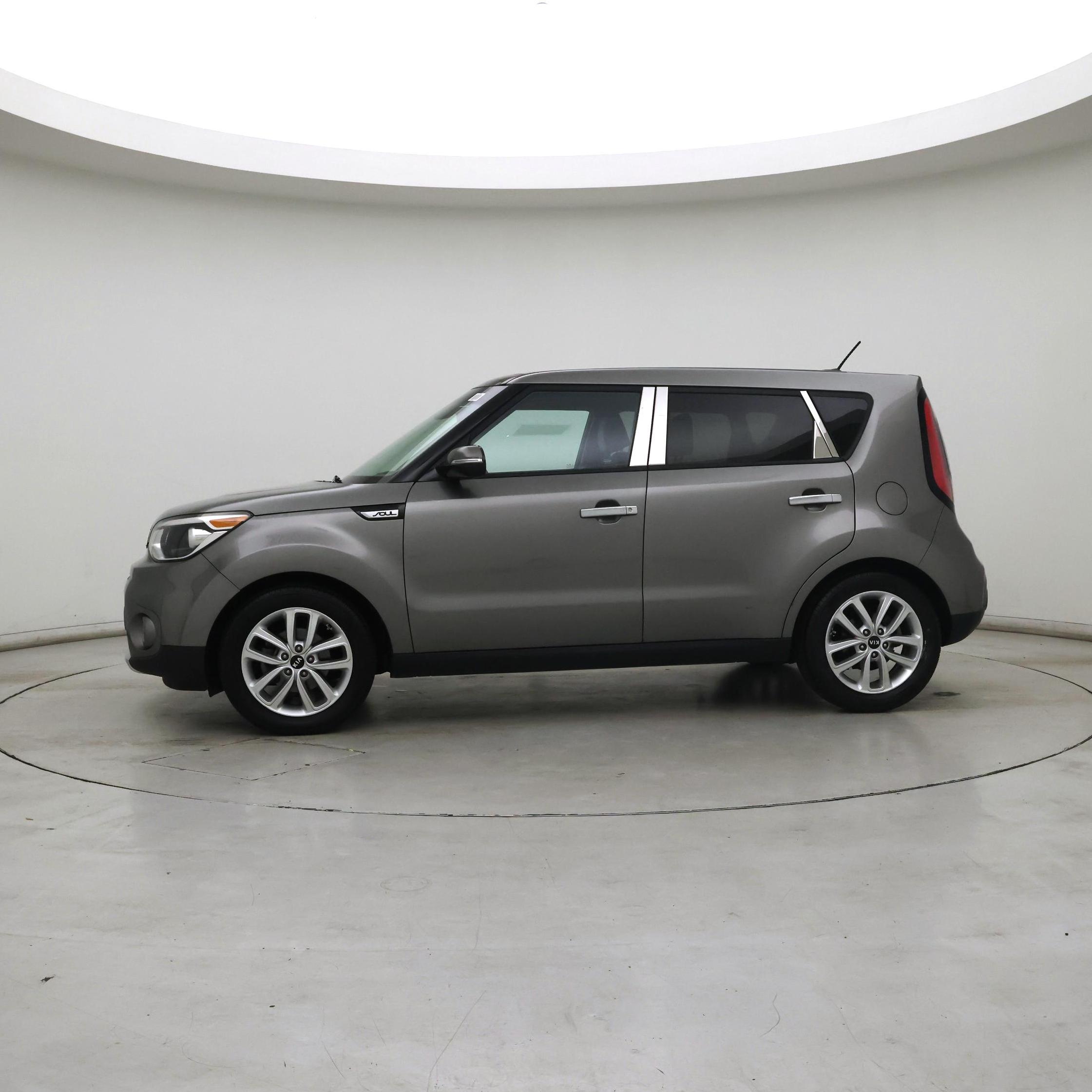 Thumbnail: 2018 Kia Soul - 3