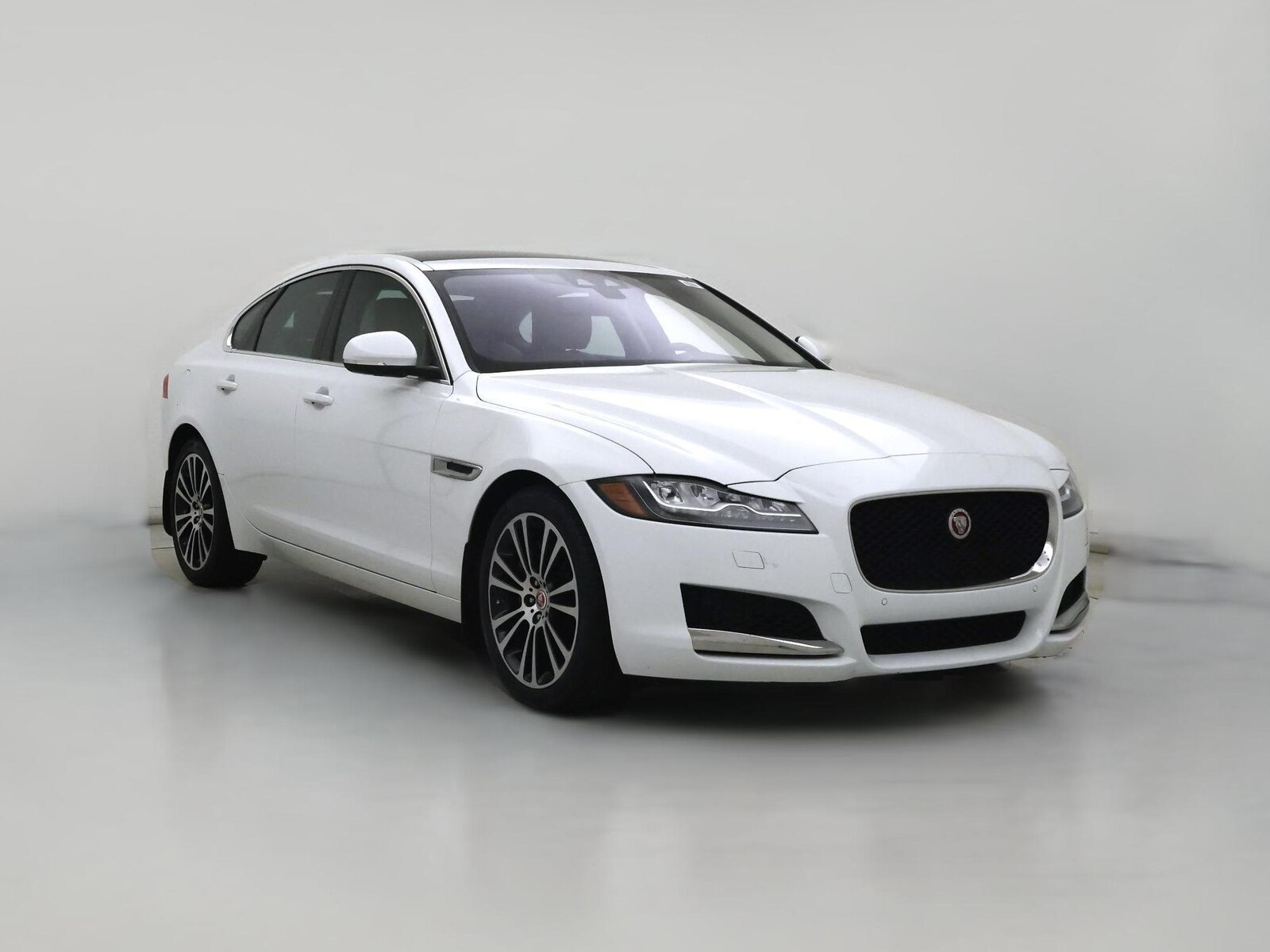 2017 Jaguar XF