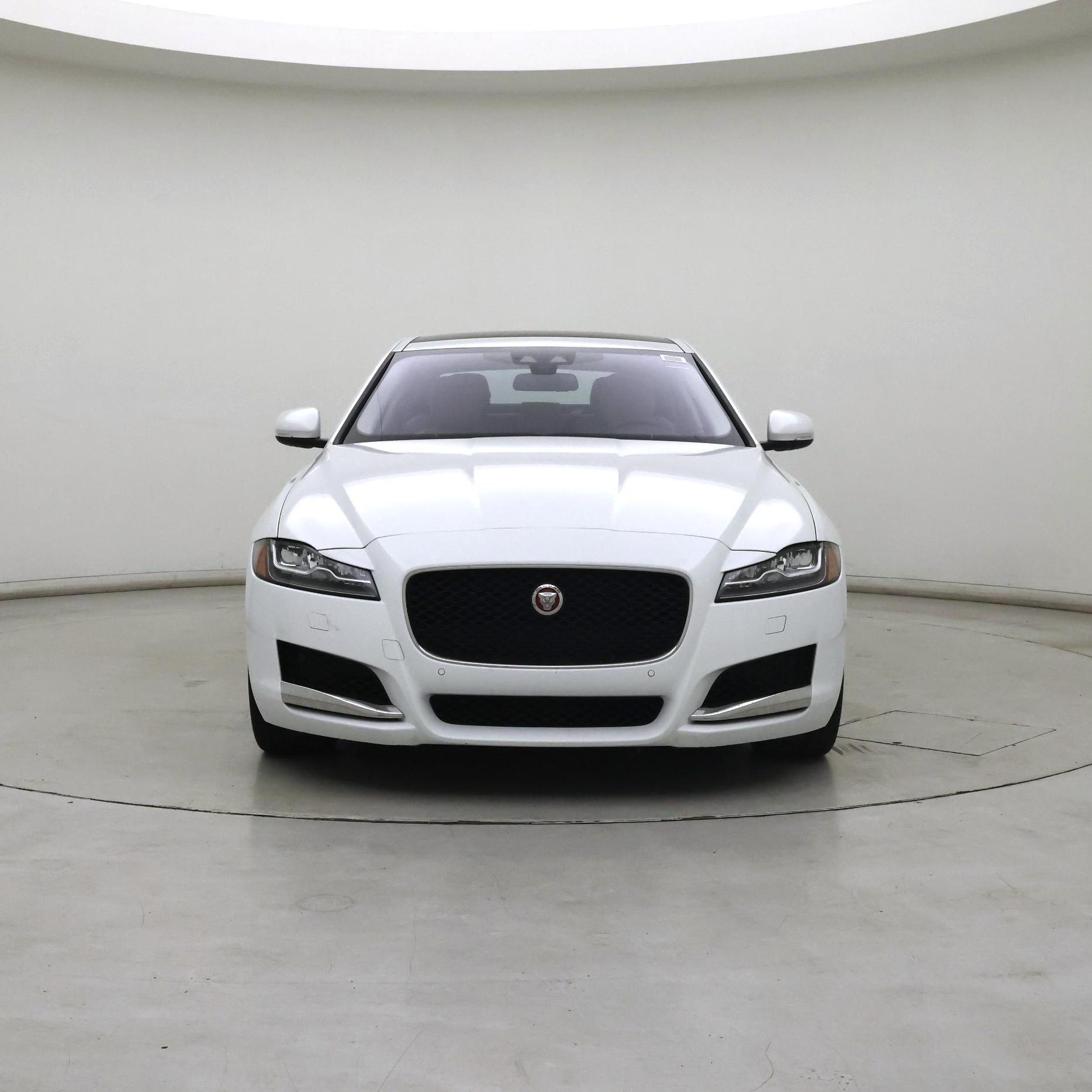 Thumbnail: 2017 Jaguar XF - 5