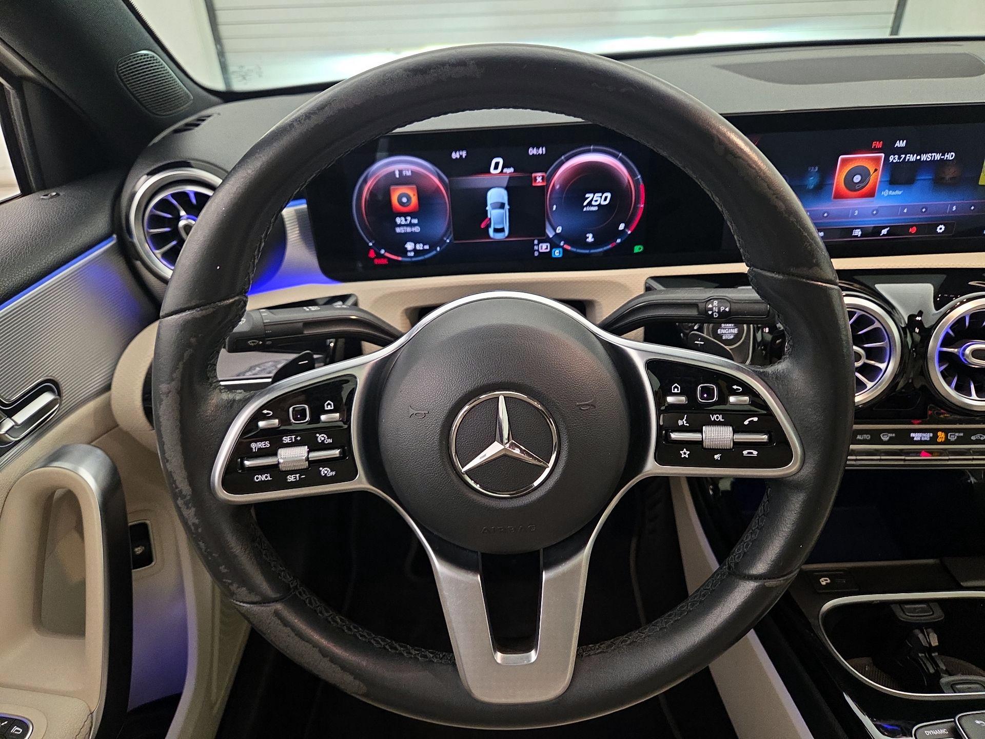 Thumbnail: 2021 Mercedes-Benz A-Class - 10