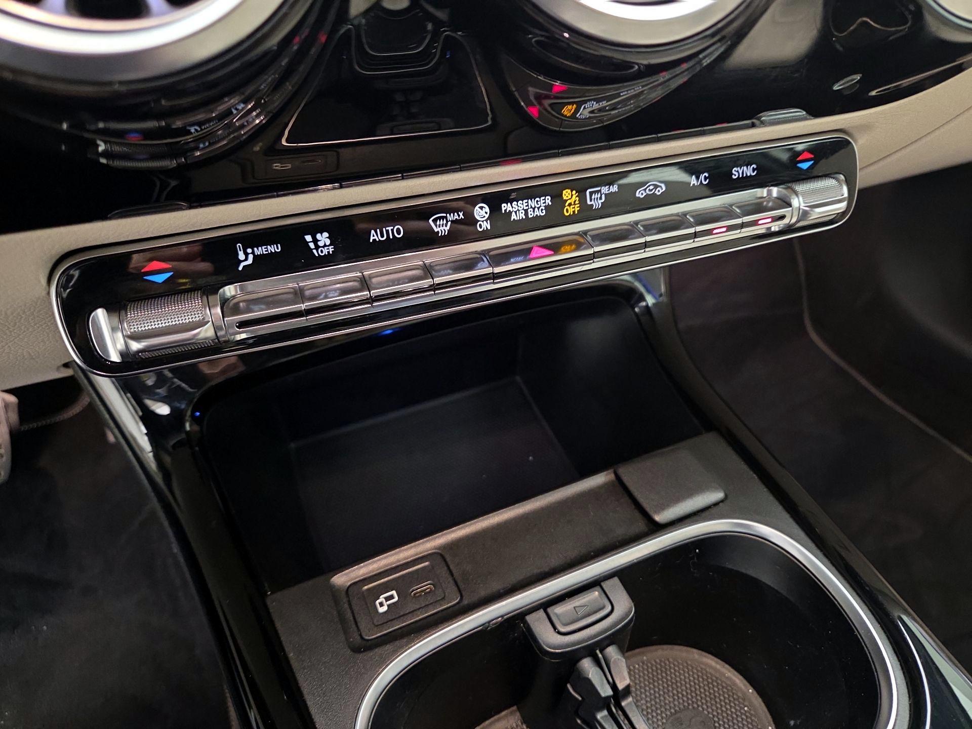 Thumbnail: 2021 Mercedes-Benz A-Class - 16