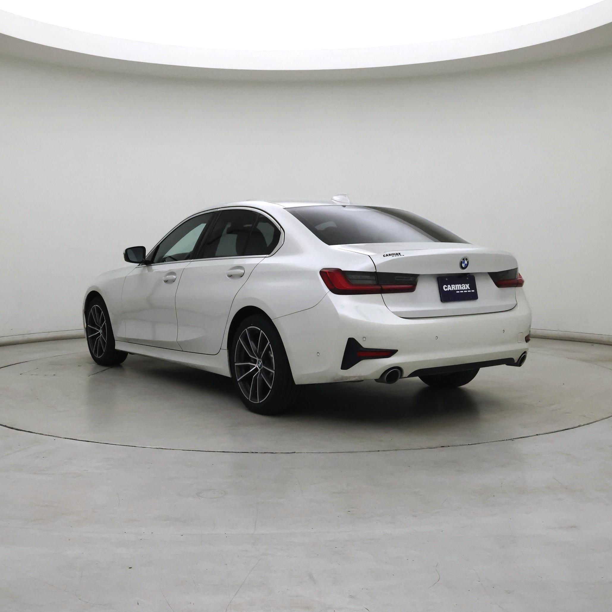 Thumbnail: 2019 BMW 3 Series - 2