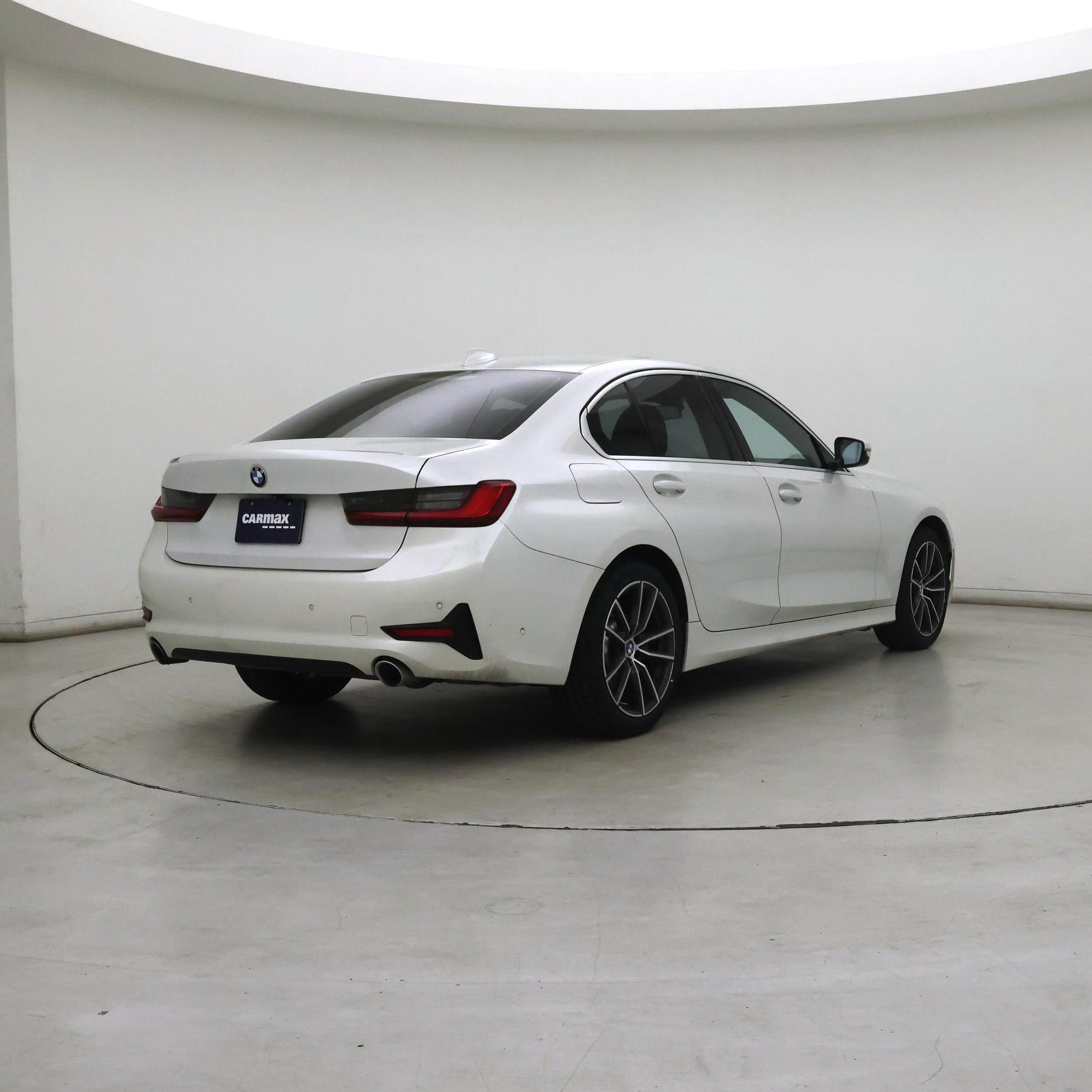 Thumbnail: 2019 BMW 3 Series - 8