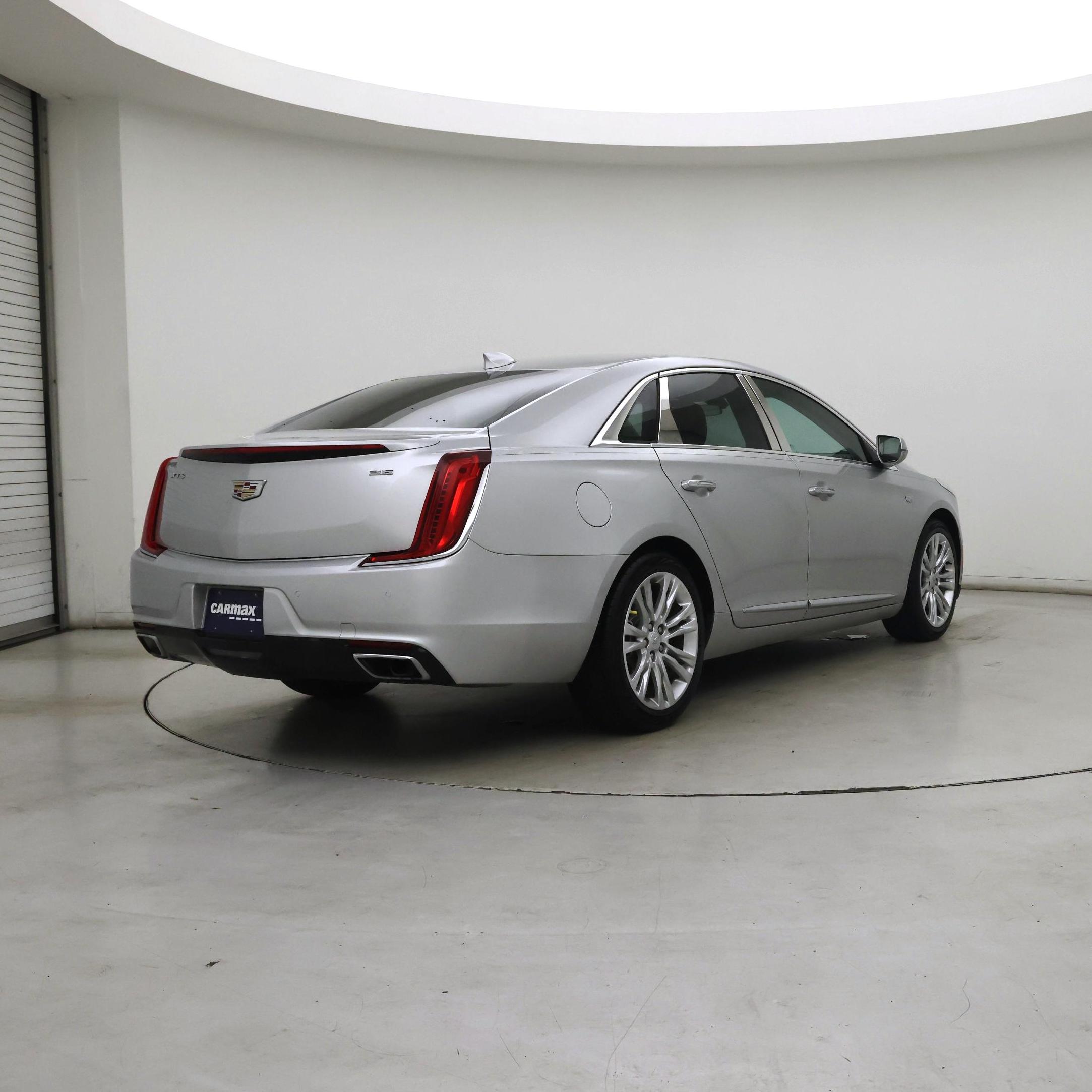 Thumbnail: 2018 Cadillac XTS - 8