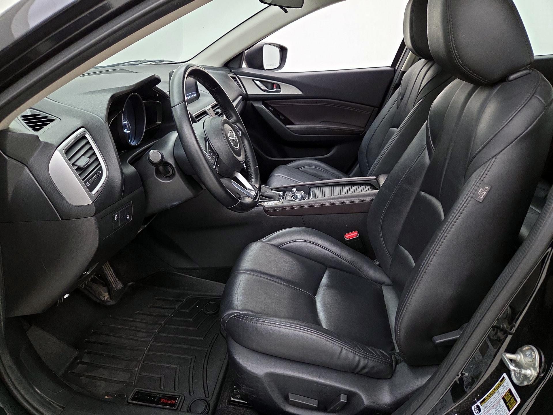 Thumbnail: 2017 Mazda Mazda3 - 11