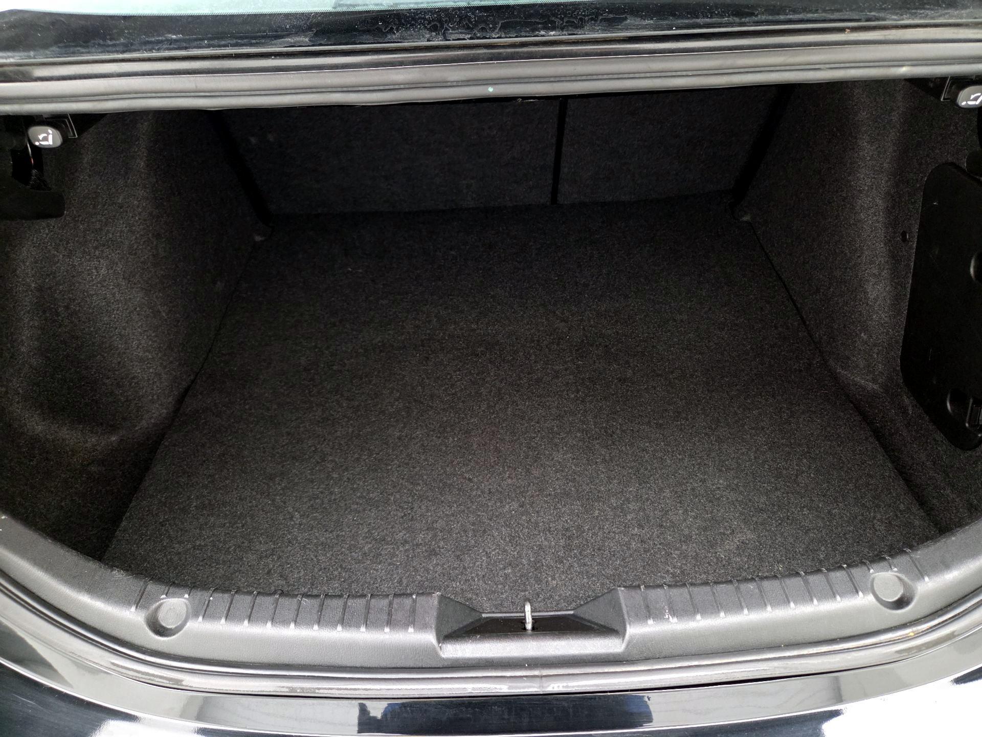 Thumbnail: 2017 Mazda Mazda3 - 20