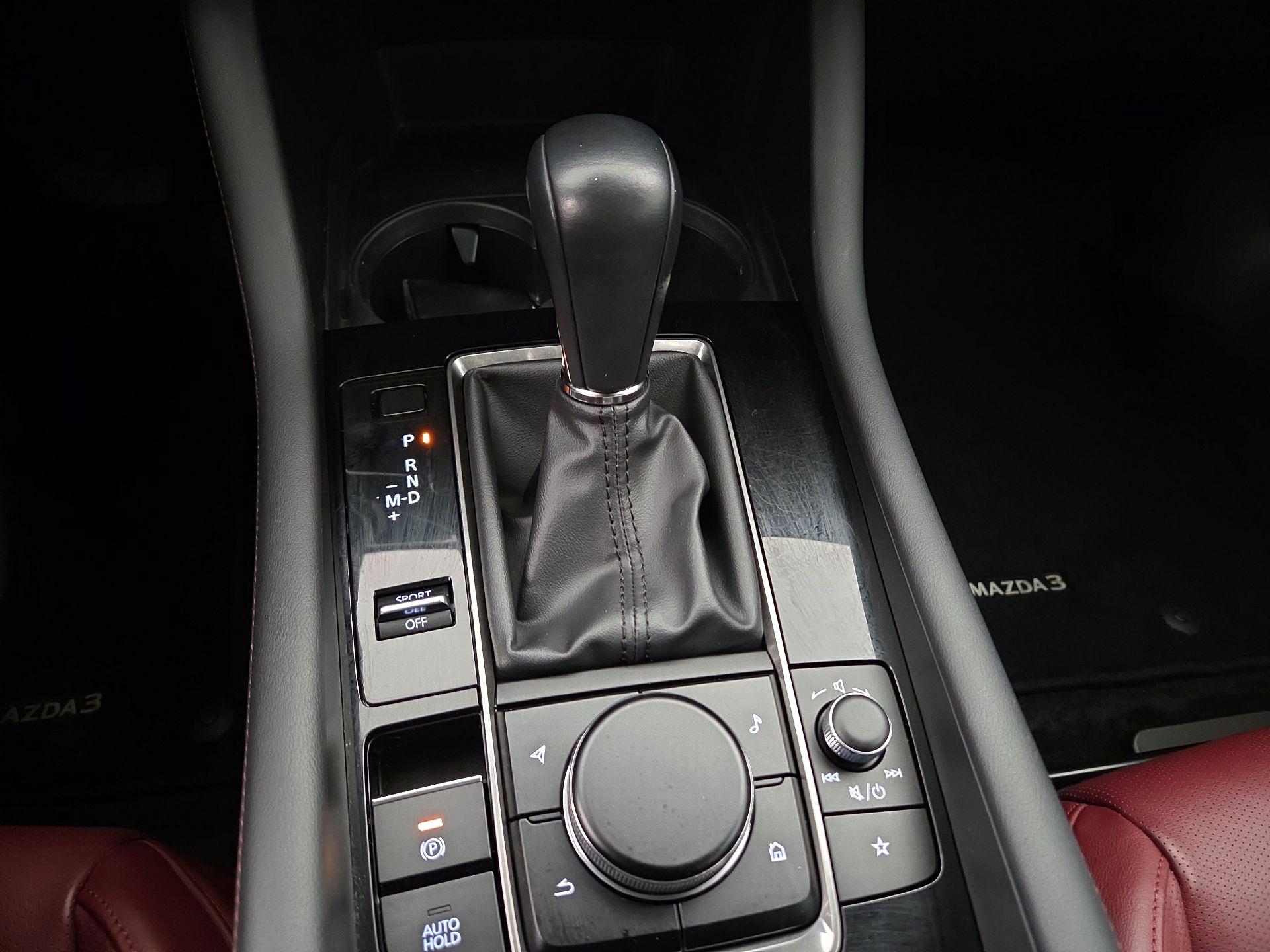 Thumbnail: 2023 Mazda Mazda3 - 17
