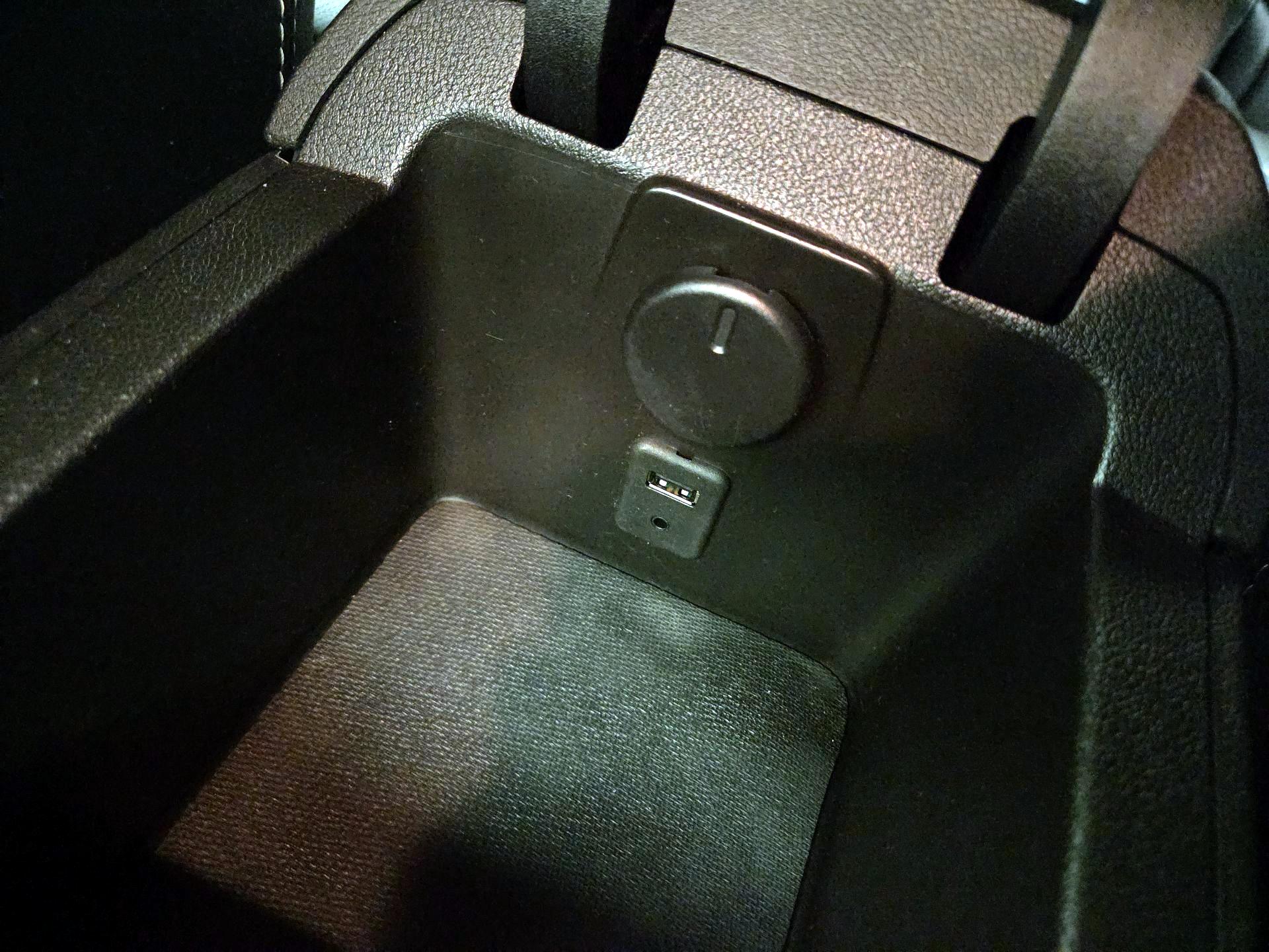 Thumbnail: 2014 Chevrolet Camaro - 18