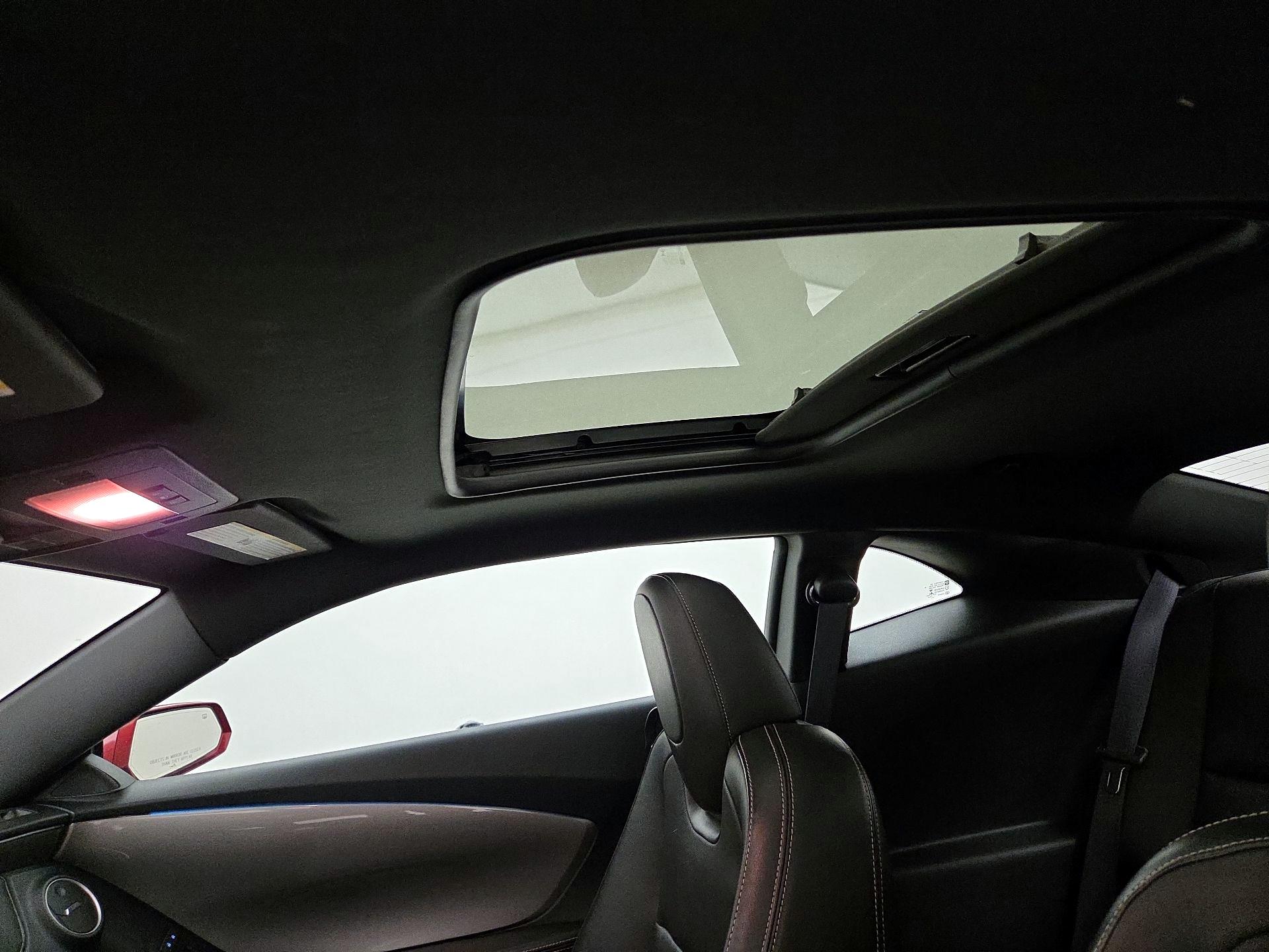 Thumbnail: 2014 Chevrolet Camaro - 19