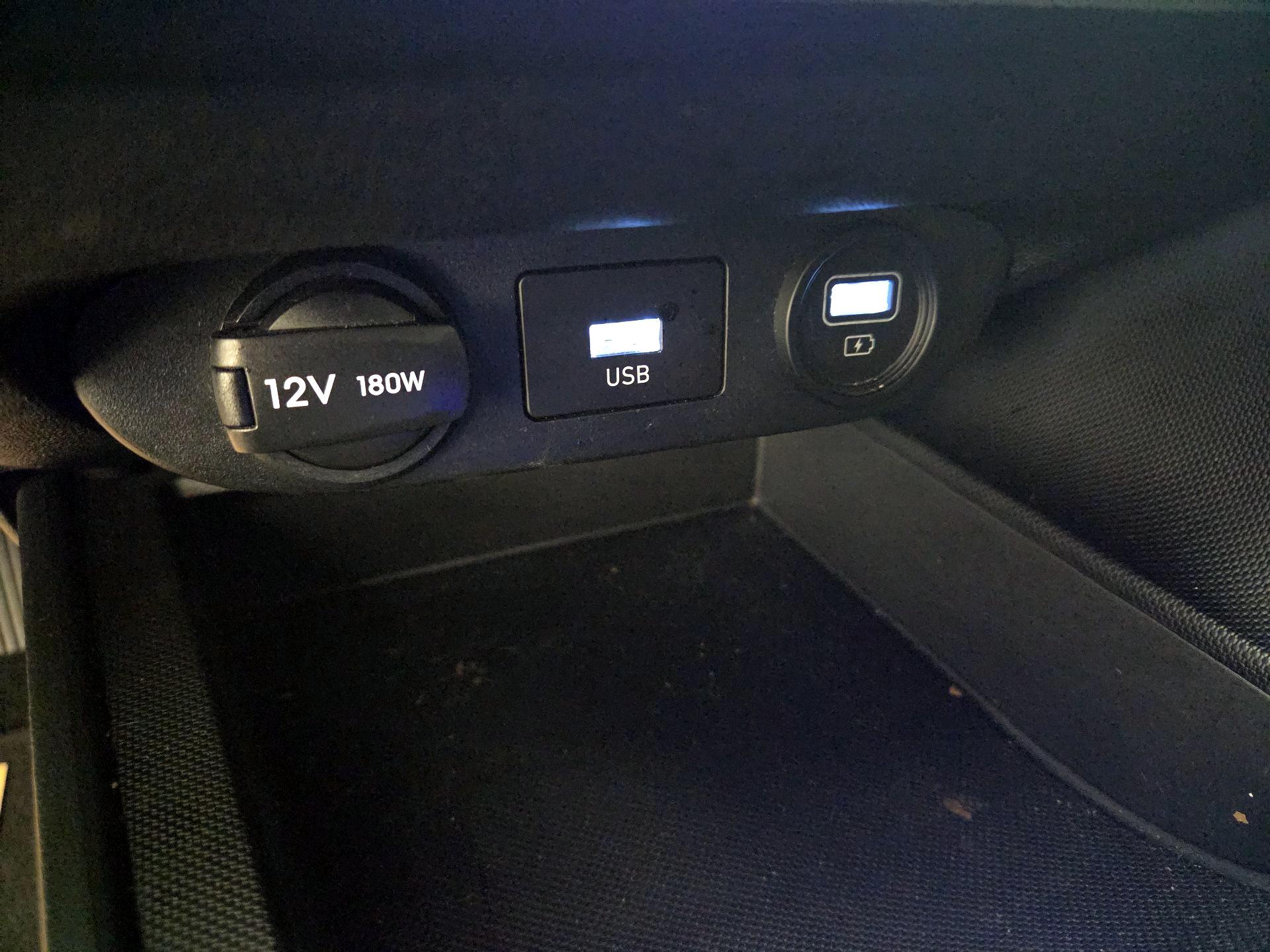 Thumbnail: 2023 Hyundai Elantra - 18